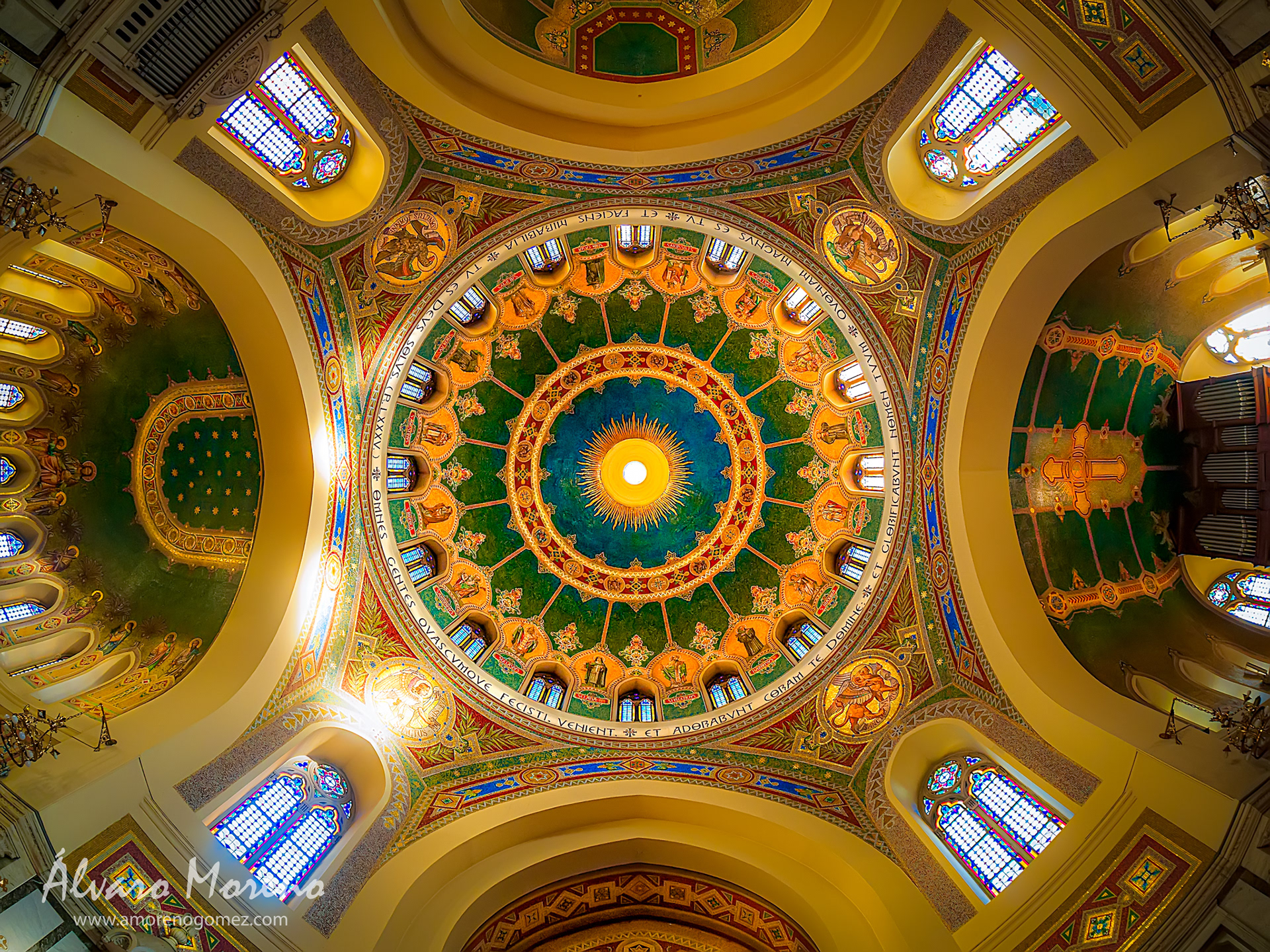 Cúpula de la Iglesia de San Manuel y San Benito (Madrid).