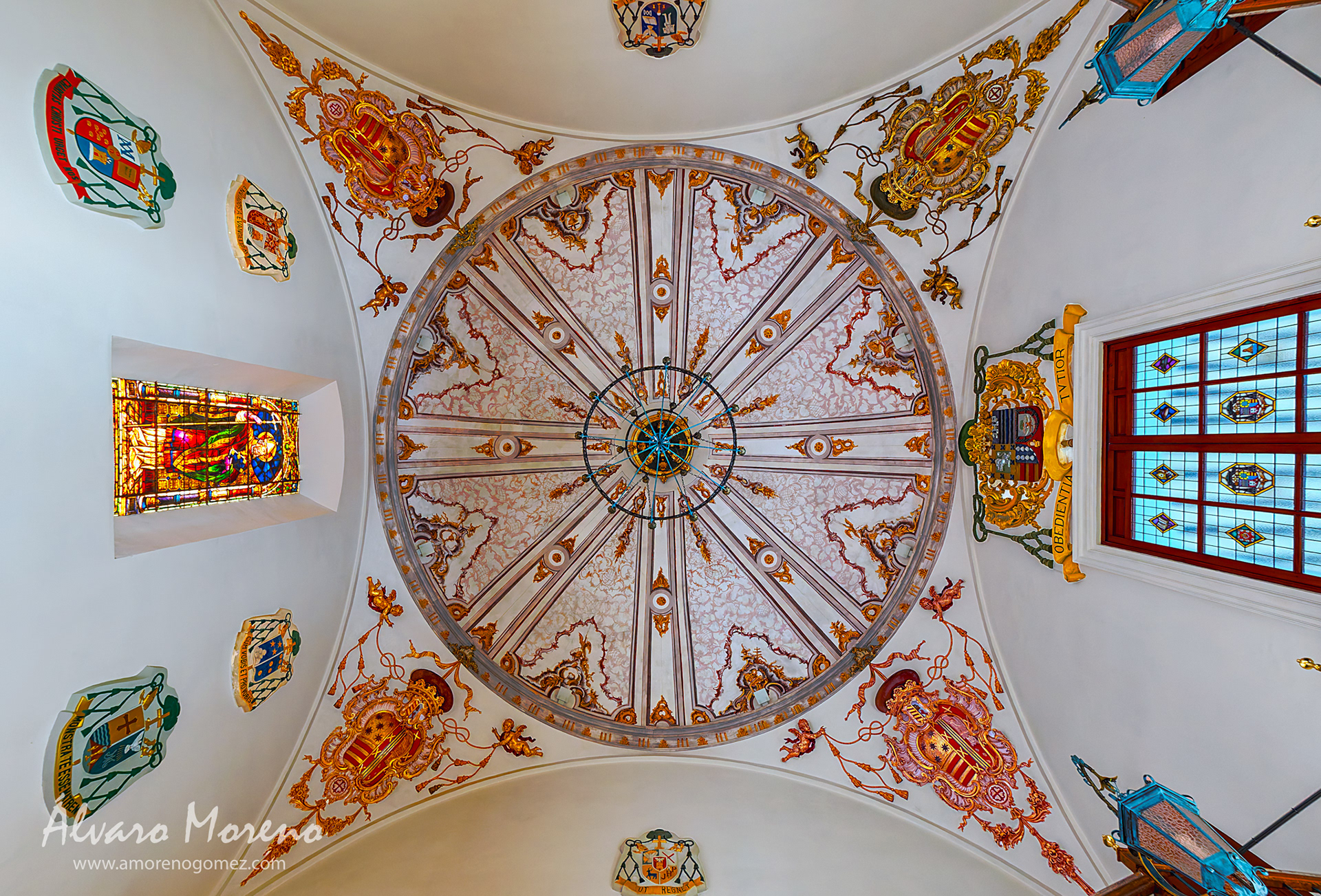 Techo de una escalera en el Palacio Episcopal de Murcia