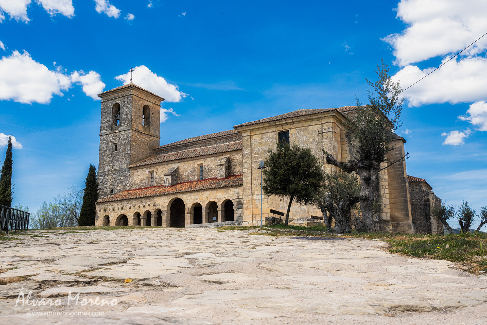 Iglesia de Nuestra Señora de la Asunción en Tamajón, Guadalajara.