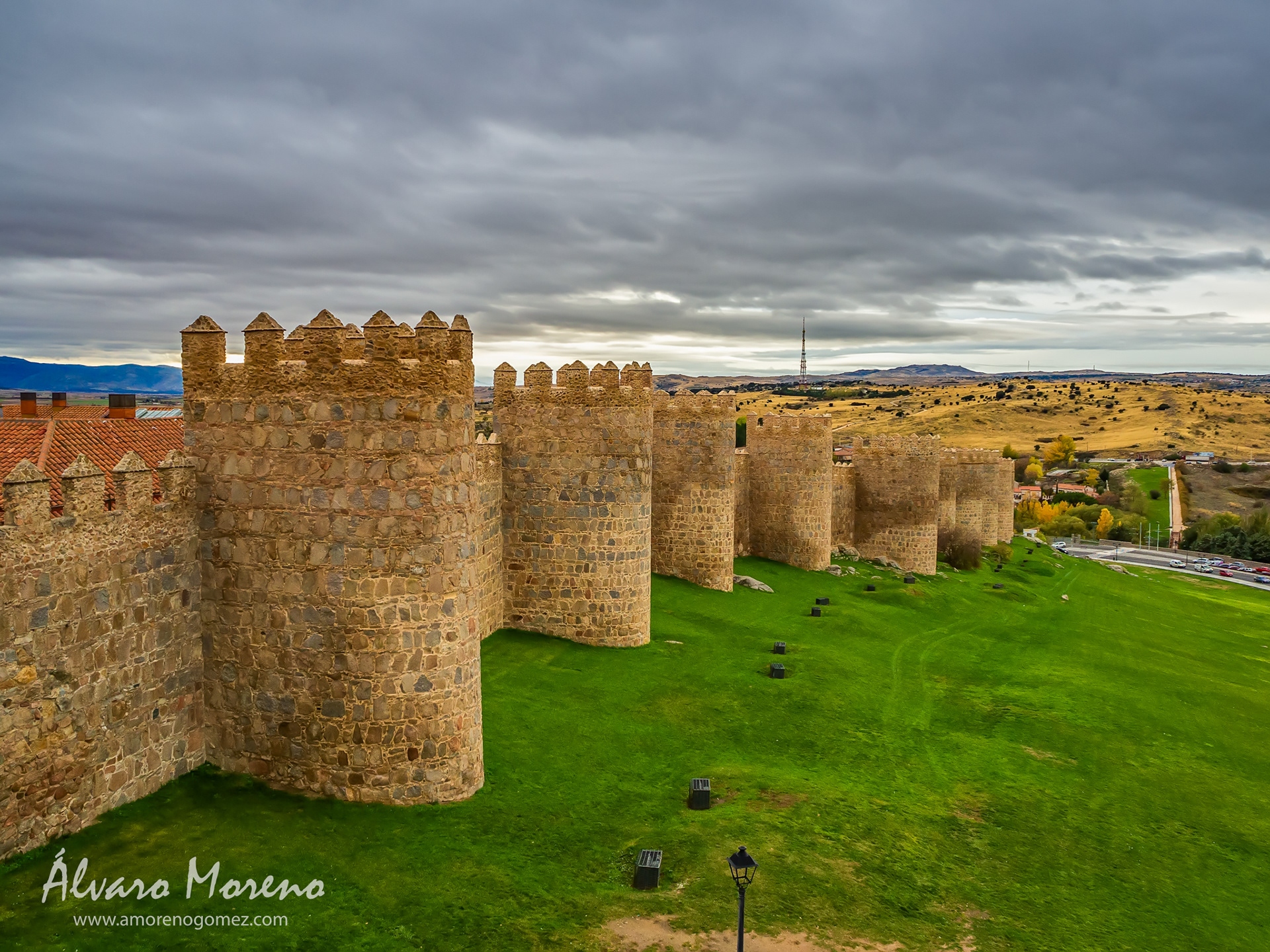 Lienzo norte de la muralla de Ávila. North wall of the wall of Ávila.