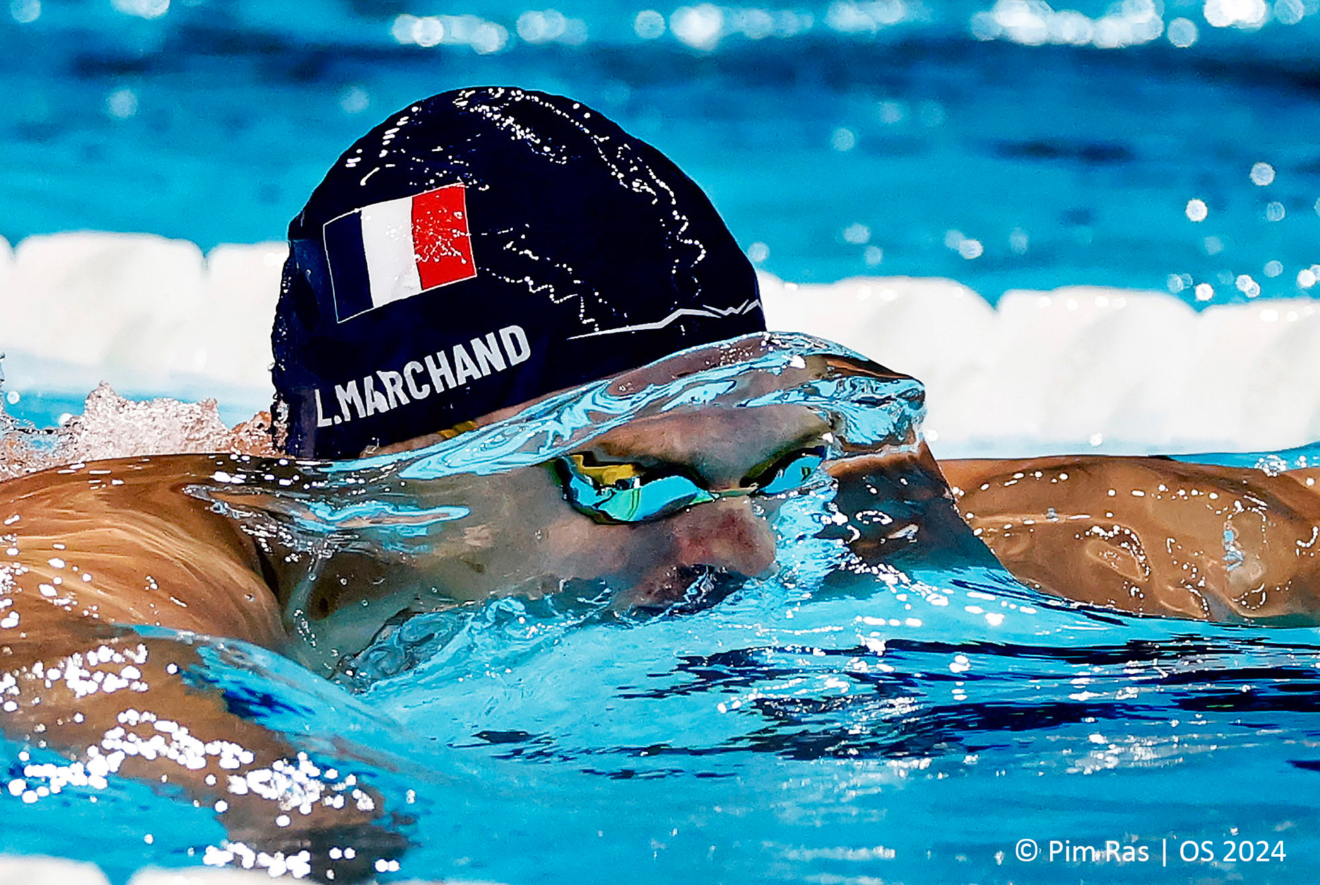Olympische Spelen 2024 ParijsFinales zwemmen zondagDe Fransman Leon Marchand wint de 400 meter medley finaleDe Franse zwmmer was de held van de natie. . Hij won 4 keer goud op individuelke zwemnummersFOTO VOOR FOTOPAGINA PIM 13-08Foto ; Pim Ras