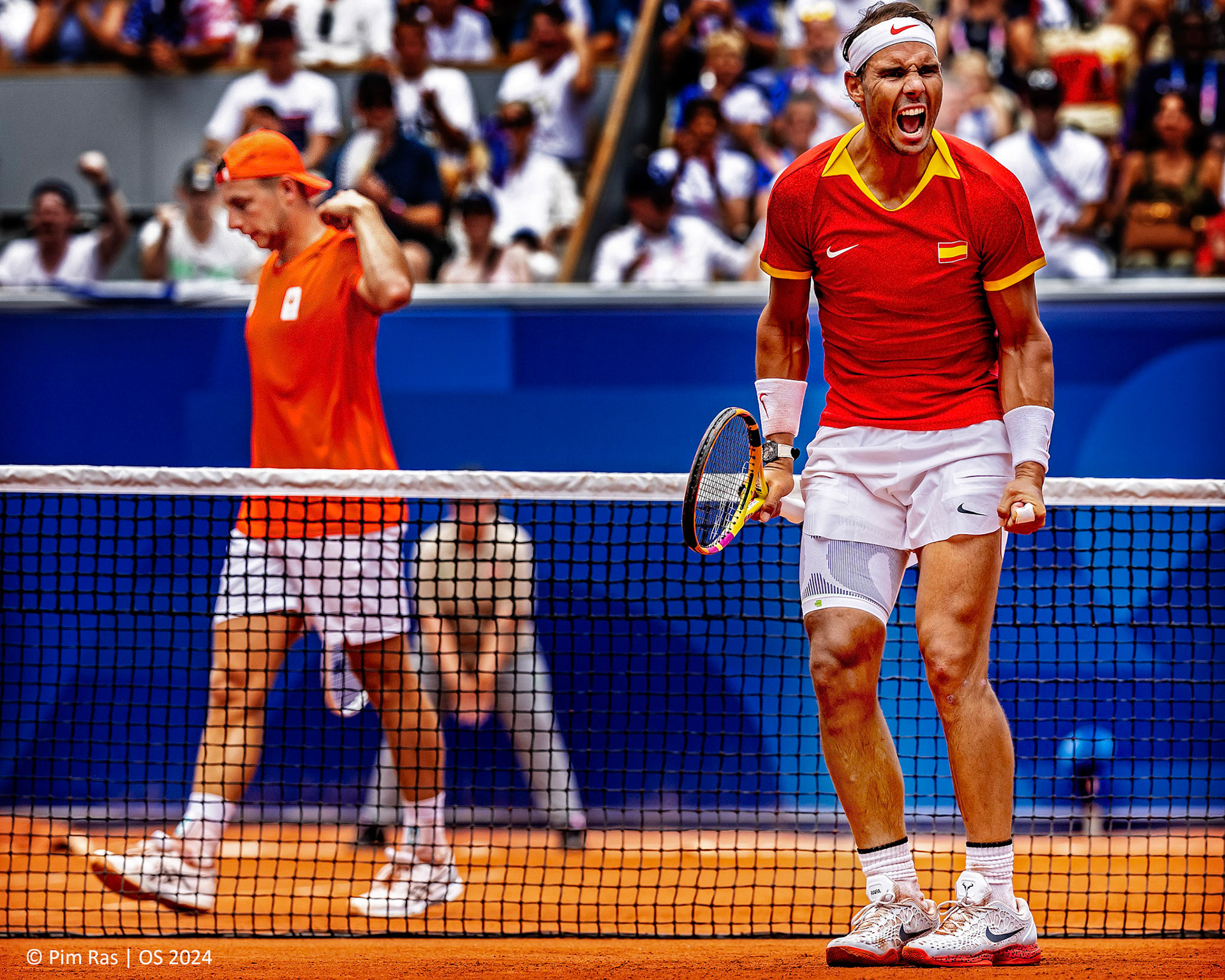 Olympische Spelen 2024 ParijsRafale Nadal juicht en kijkt naar Alcaraz terwijl Tallon Griekspoor weglooptFoto ; Pim Ras