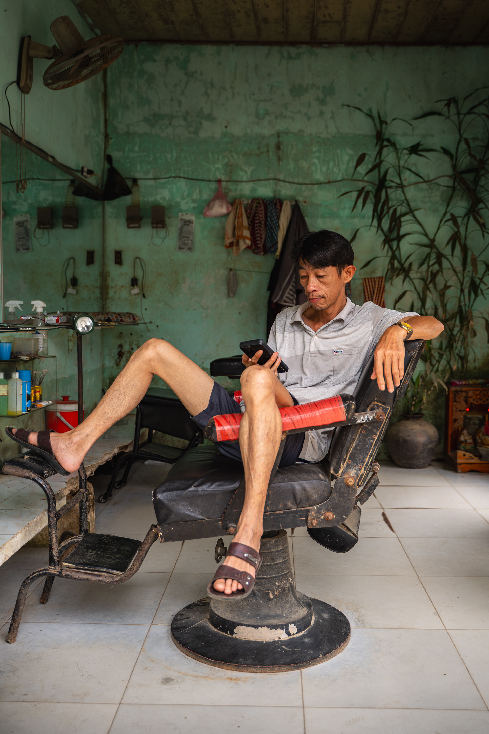 Quảng Nam — local barbershop