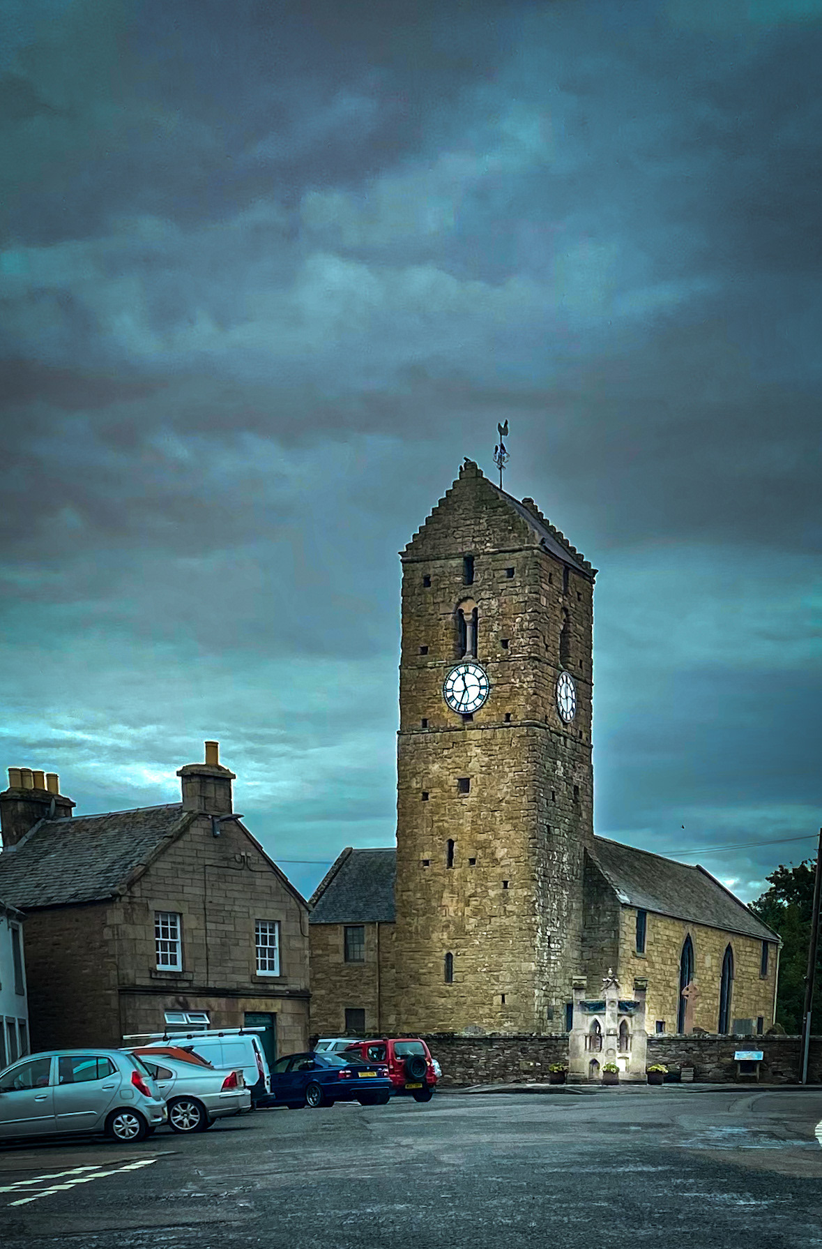 St Serf's, Dunning, Perth