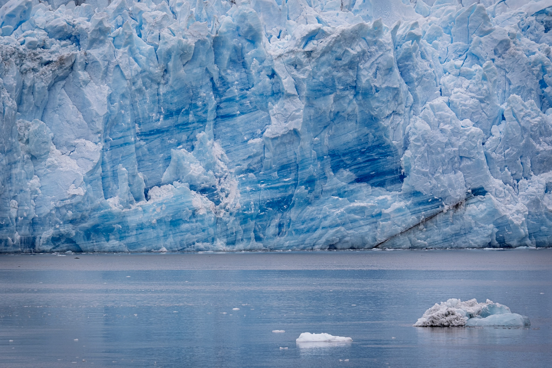 Face of PIO X1 glacier in Chile