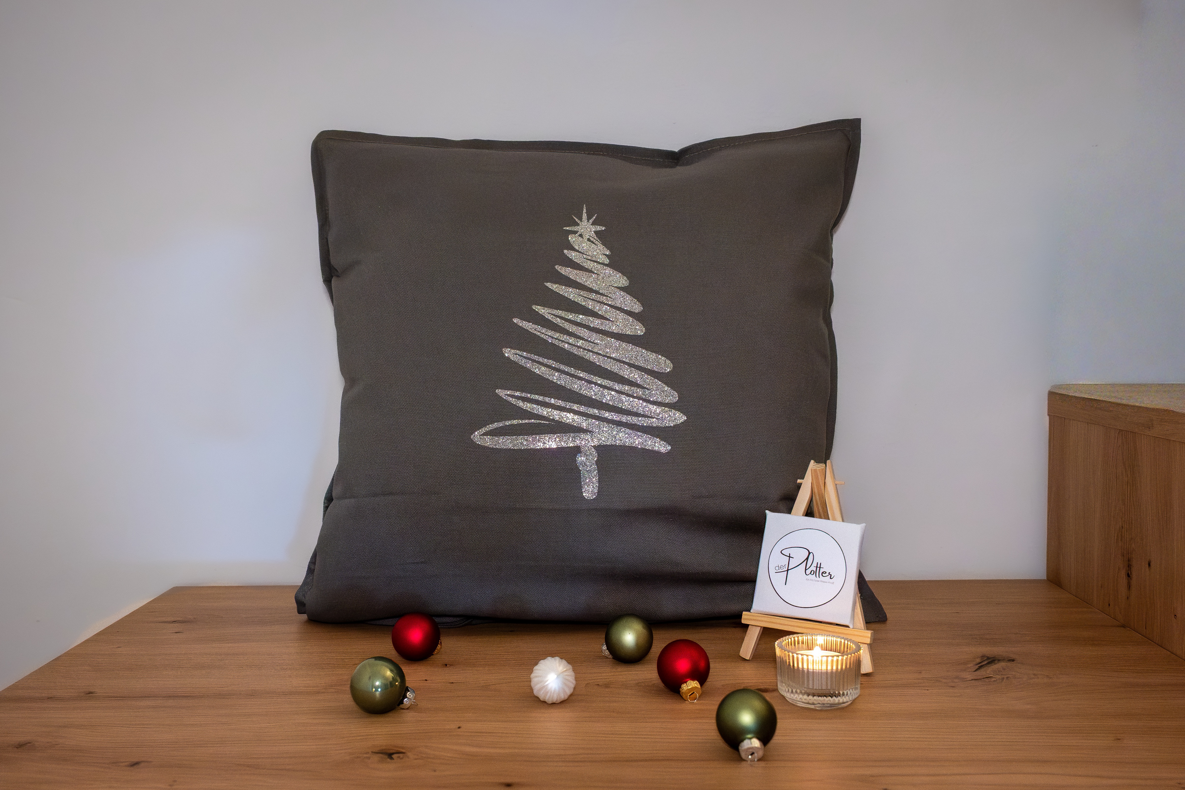 Polster grau  "Baum" - € 22,-