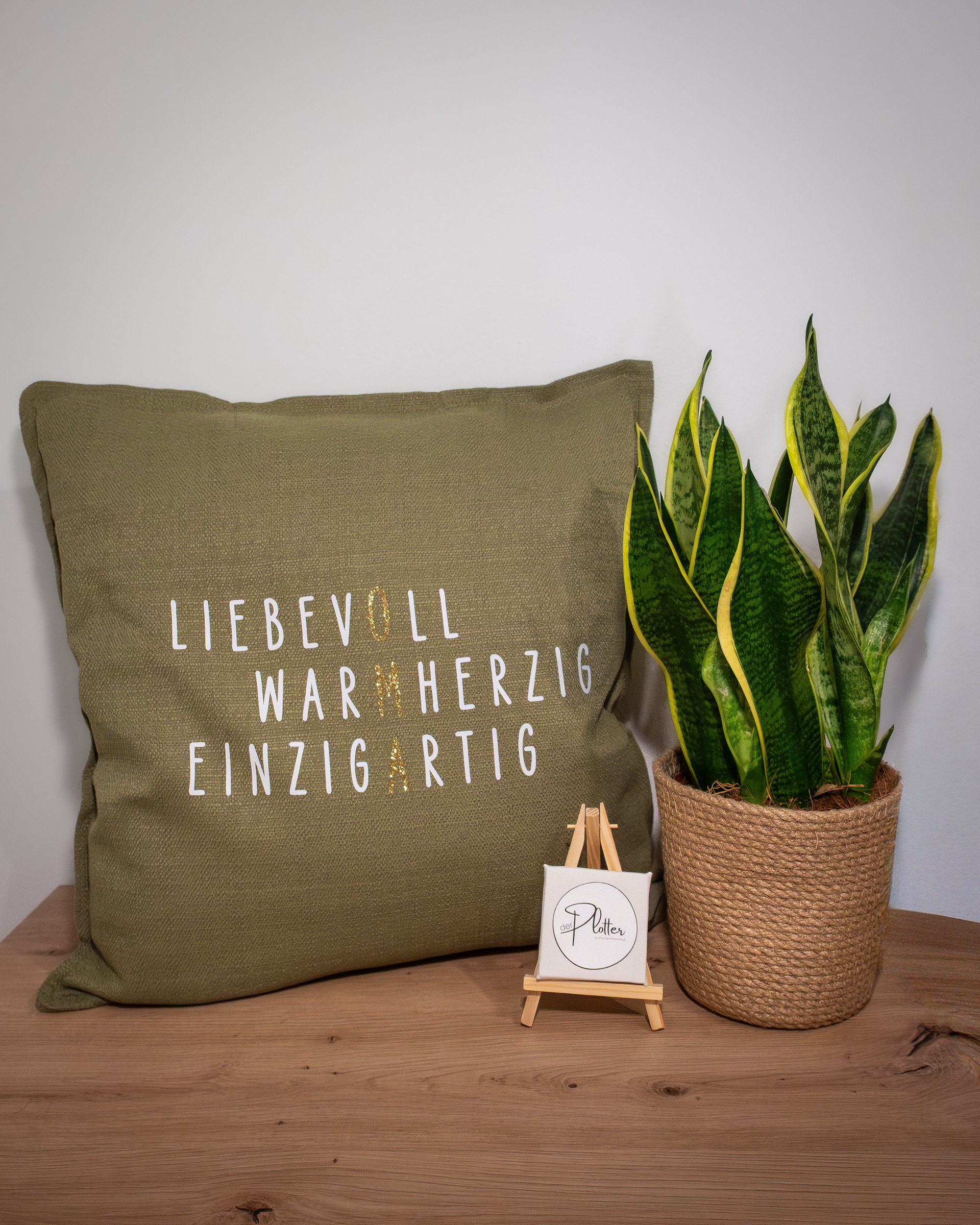 Polster grün  "OMA" - € 20,-