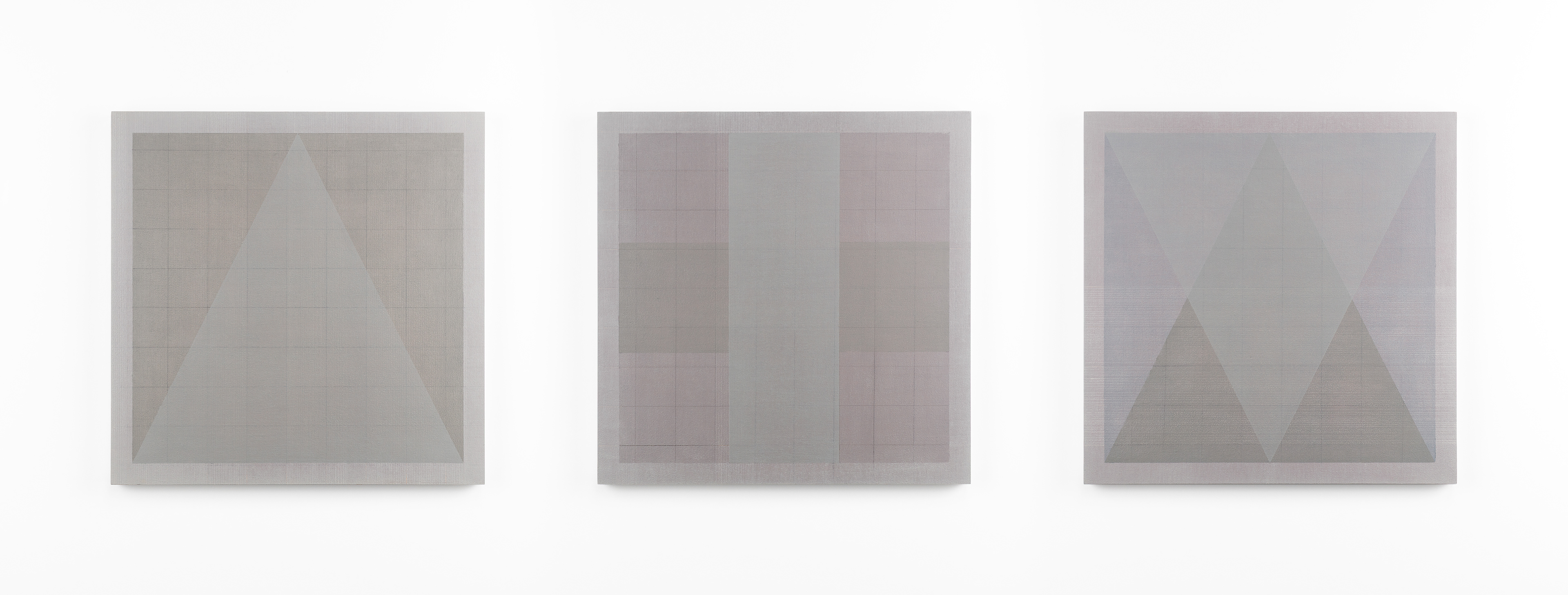 Verscholen geometrie 08, 09 en 10; oilpaint and pencil on birch plywood, 44 x 44 cm, 2026 