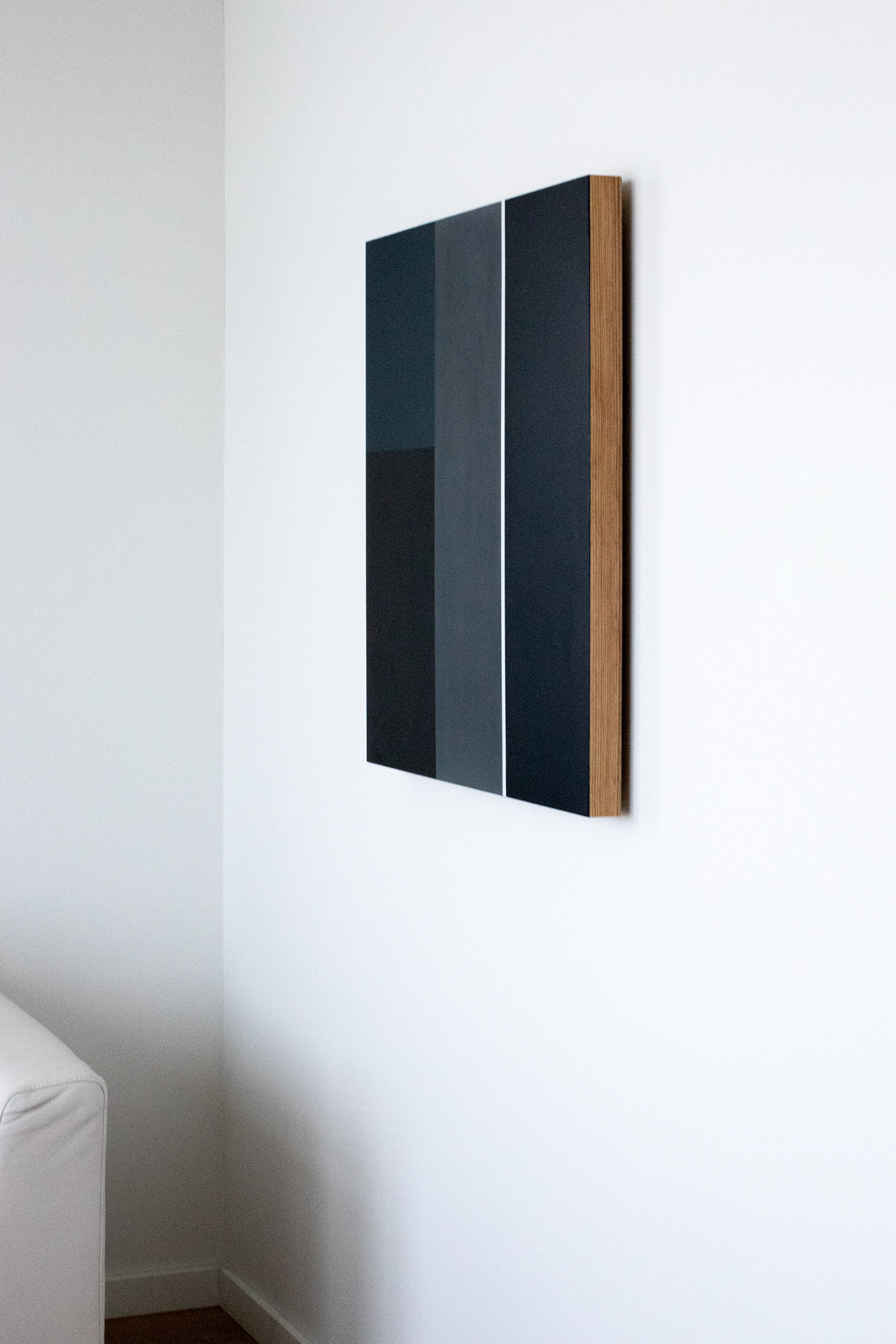 Dormitory 07, olieverf op houten paneel, 80 x 80 x 4,6 cm, 2019