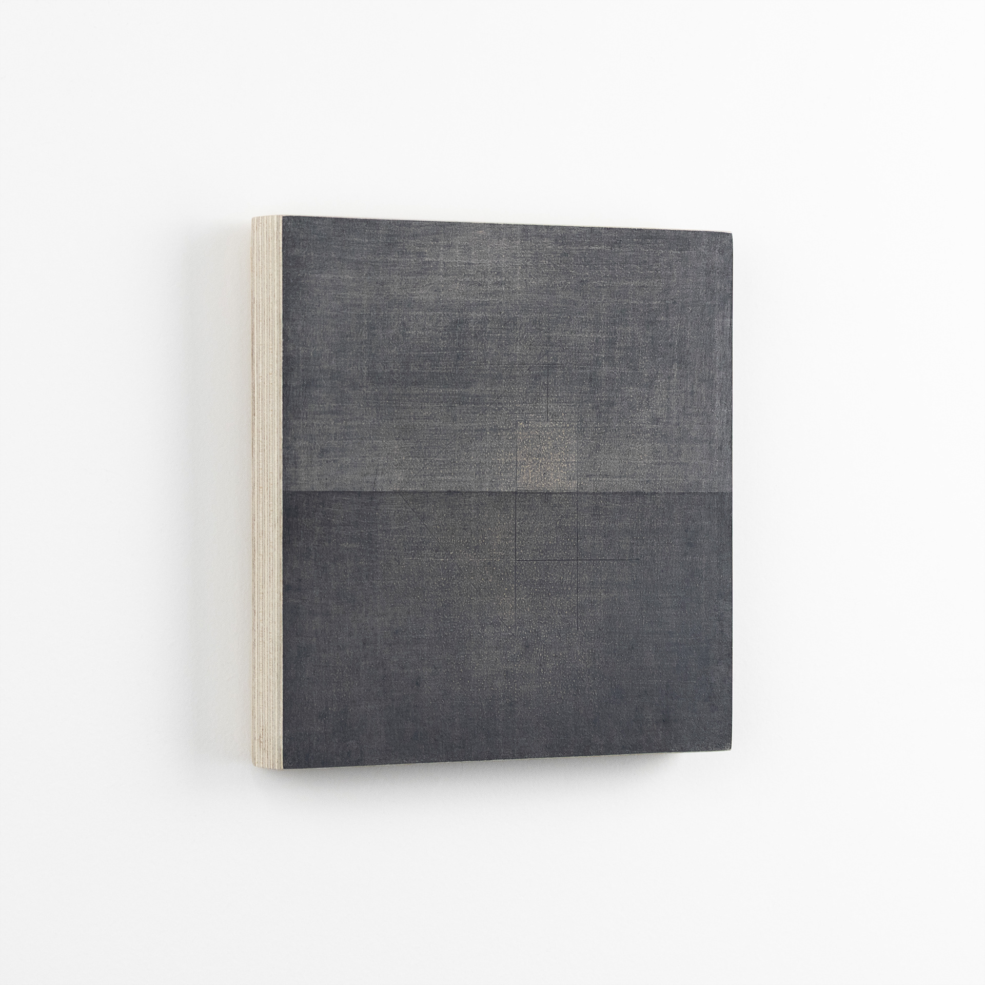 Veld van verbondenheid 12,  oil paint and pencil on birch plywood, 44 x 44 x 3 cm, 2025 Verscholen geometrie 02, oil paint and pencil on birch plywood, 15 x 15 x 2,4 cm