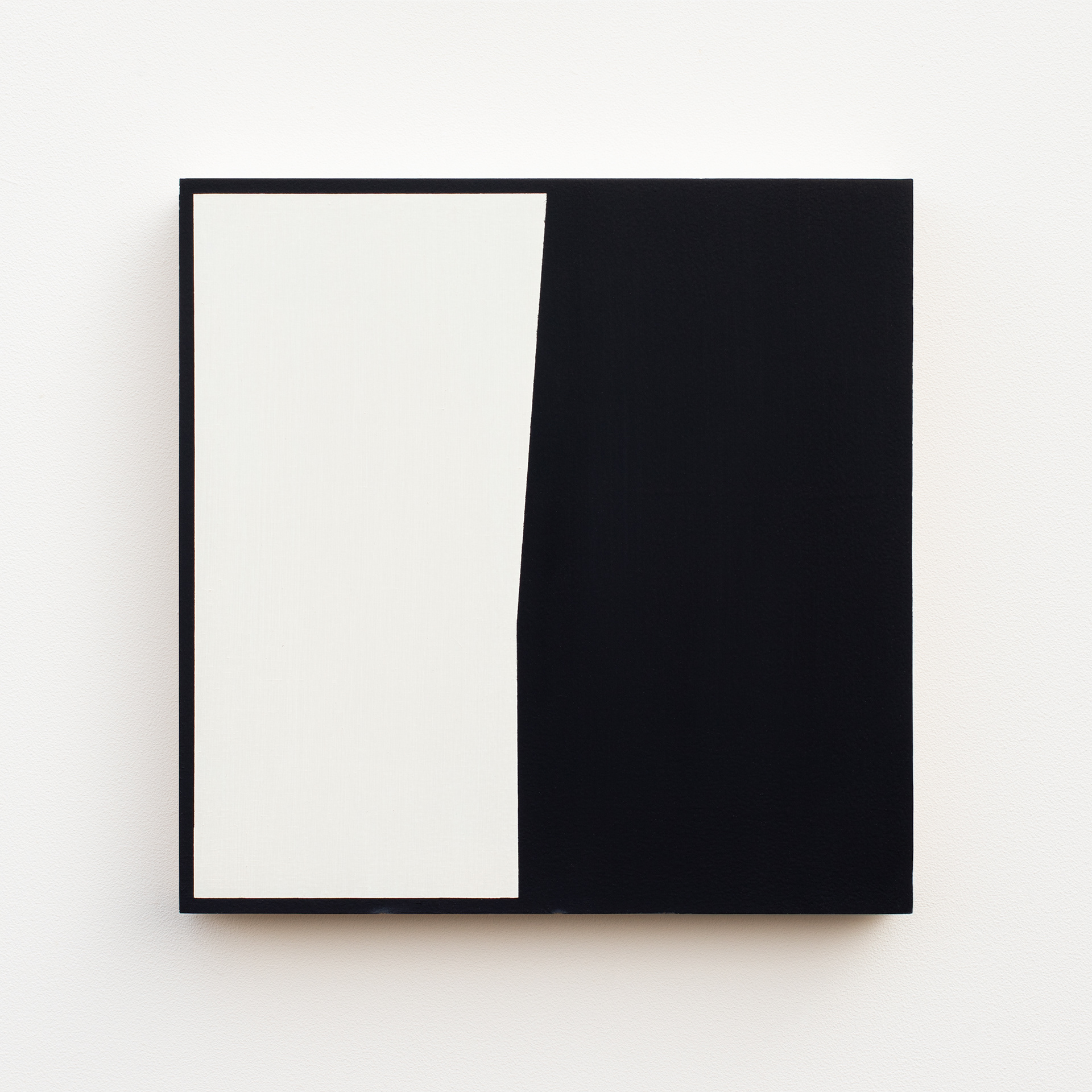 Foundation #05, olieverf op multiplex, 26 x 26 x 3,6 cm, 2019