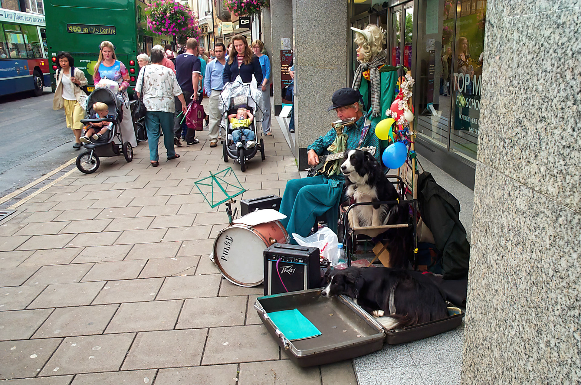 Street Performer, Oxford