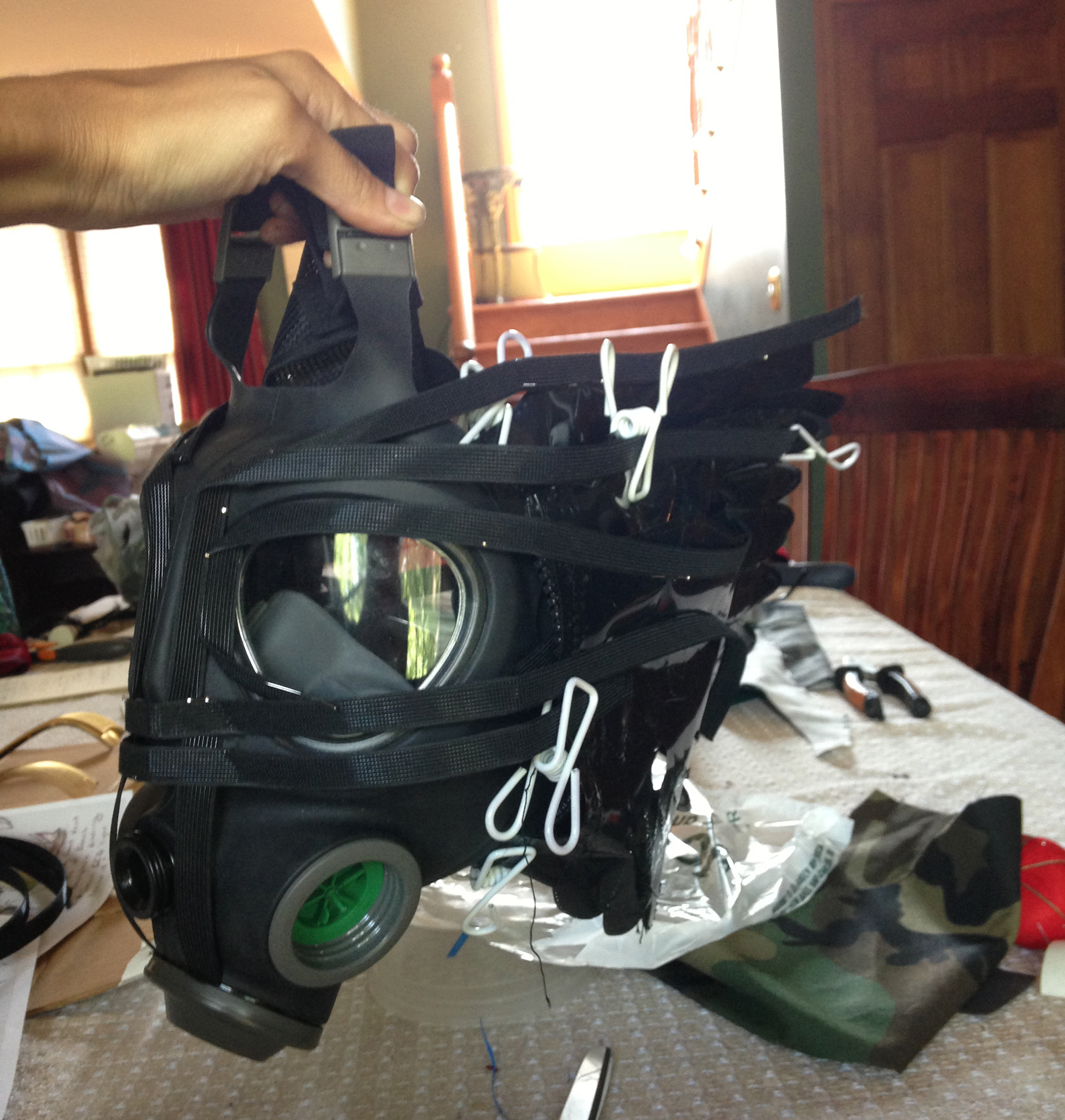 Mask with boning