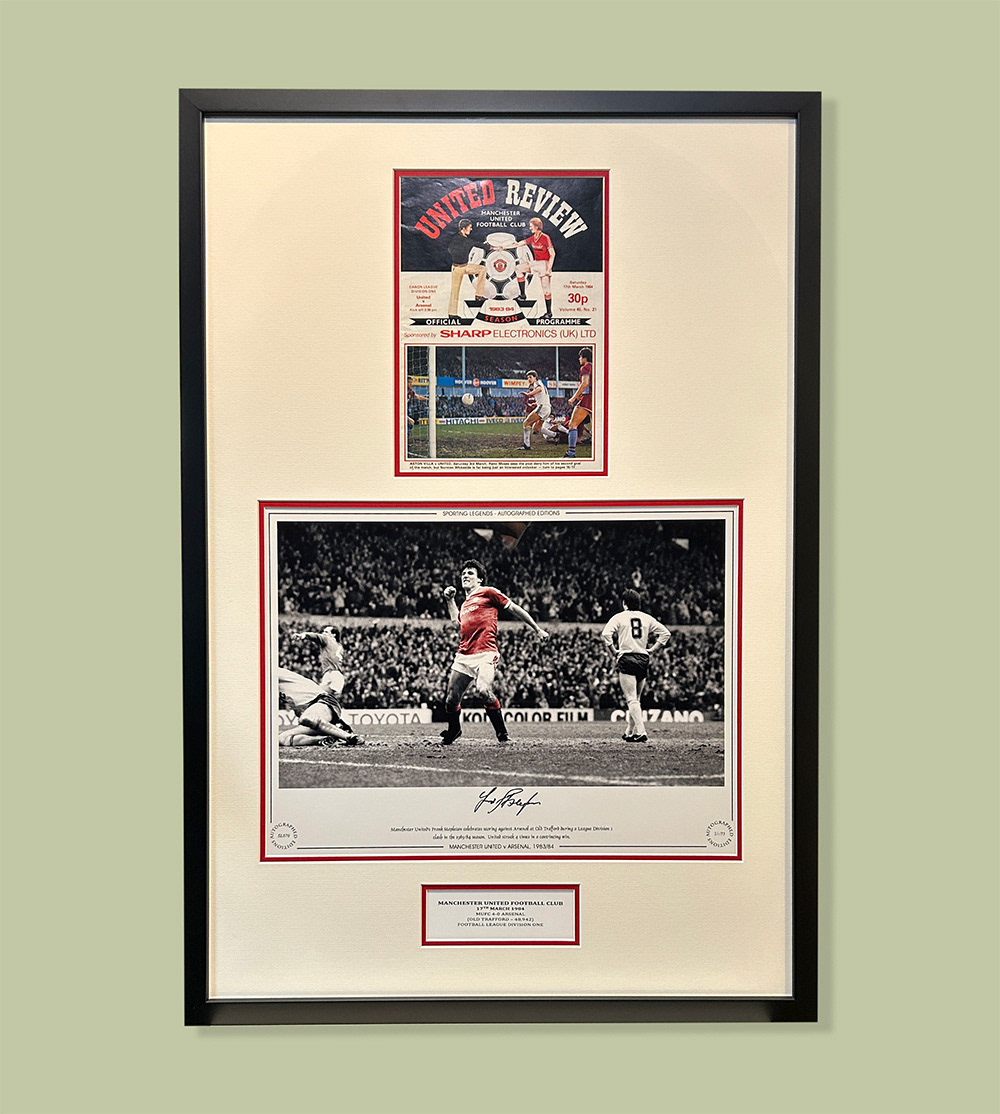 Manchester United Original Match Programme, signed photo and match details. Framed with double mountboard and deep black frame