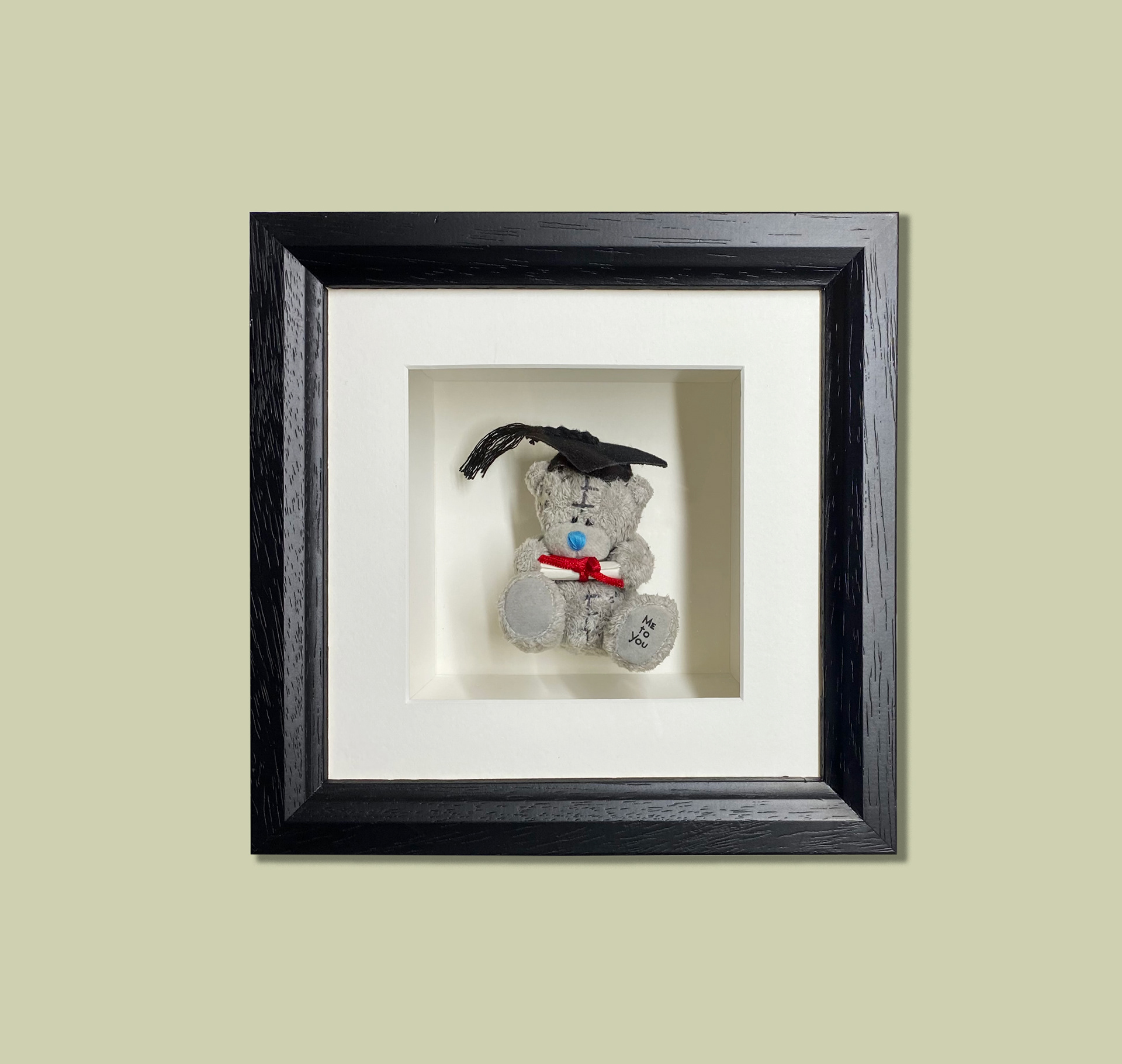 Special Teddy, Standard Black Frame - box constructed to house item