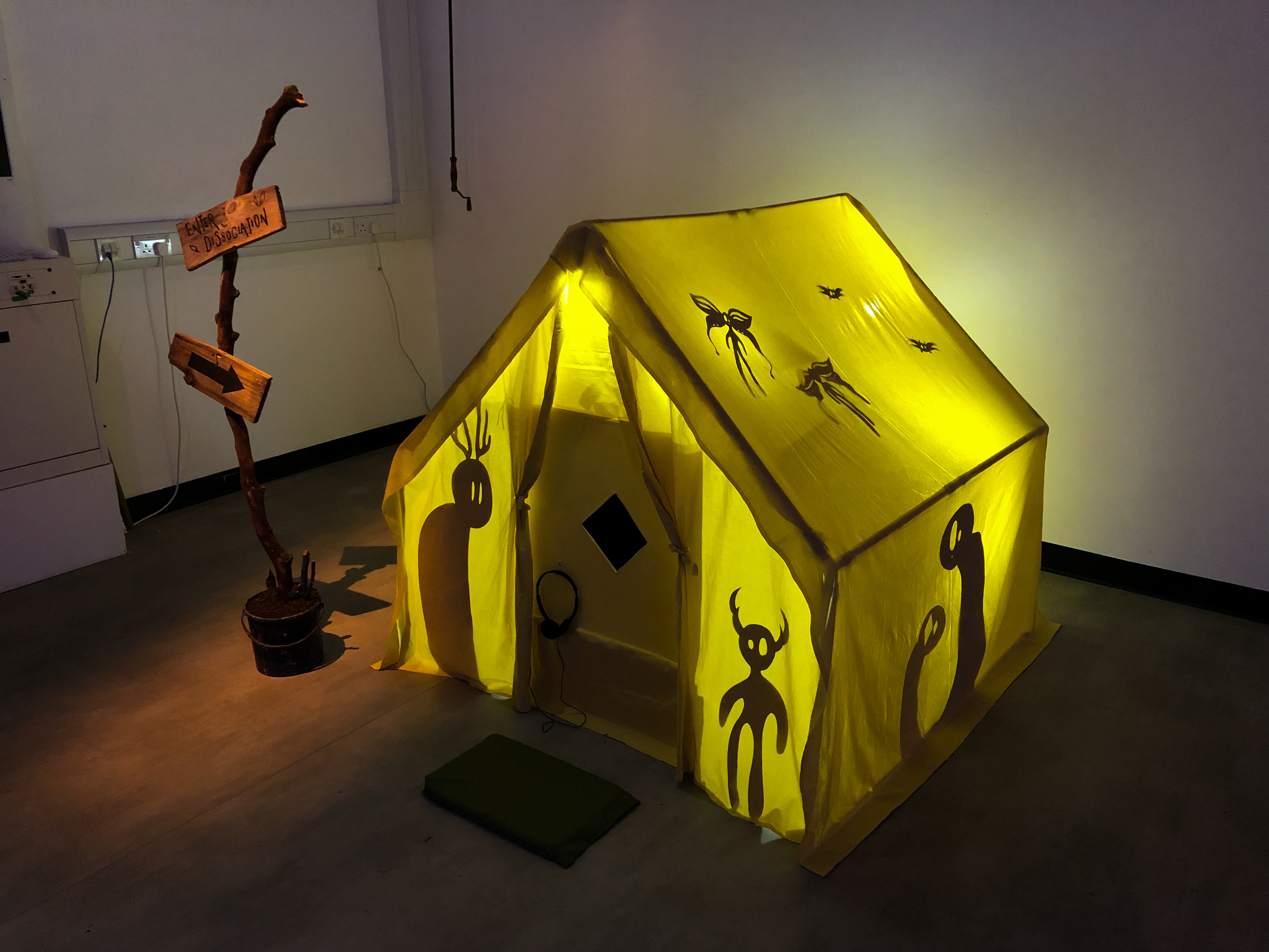 Final piece as presented in public exhibition