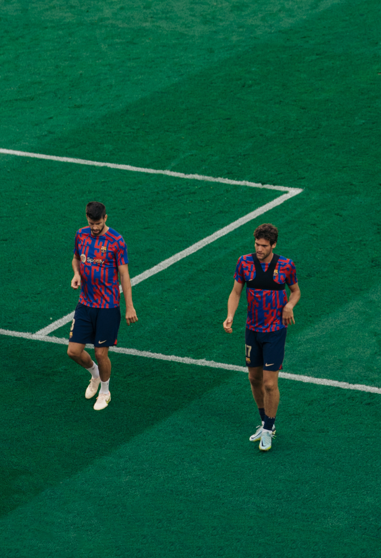 Pique and Alonso - Camp Nou