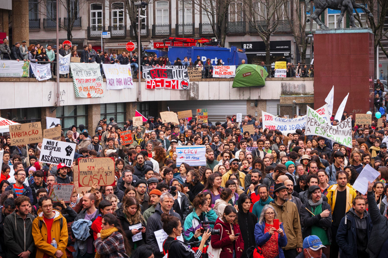 "Casas para Viver" protest in Porto, on April 1st, 2023