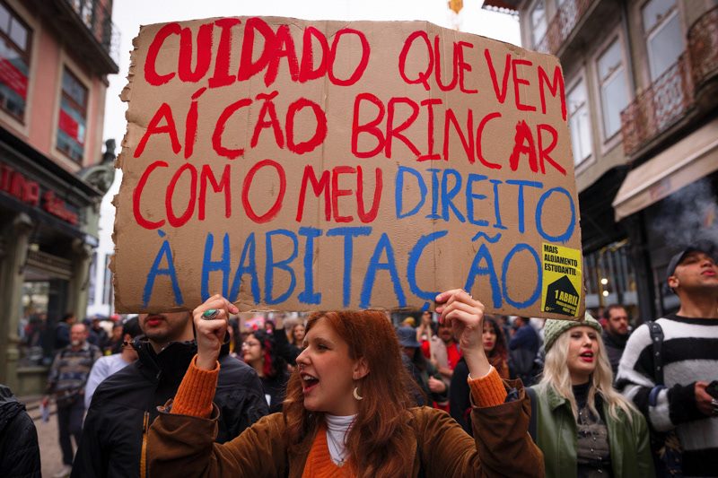 "Casas para Viver" protest in Porto, on April 1st, 2023