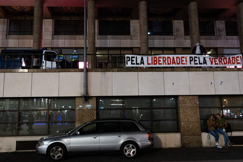 Protest: dozens of people celebrated São João in Porto, amidst COVID-19 restrictions. June 23rd, 2021