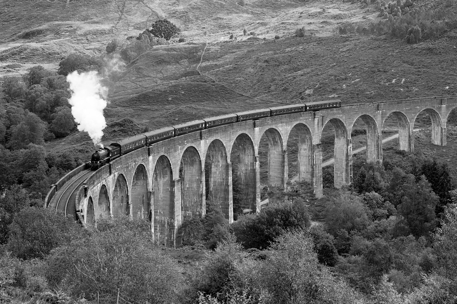 Glenfinnan Viaduct, Scotland.