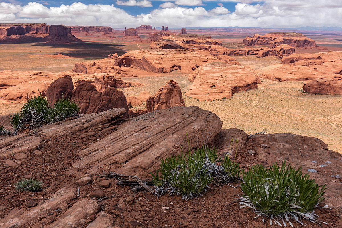 4 Monument Valley Hunts Mesa