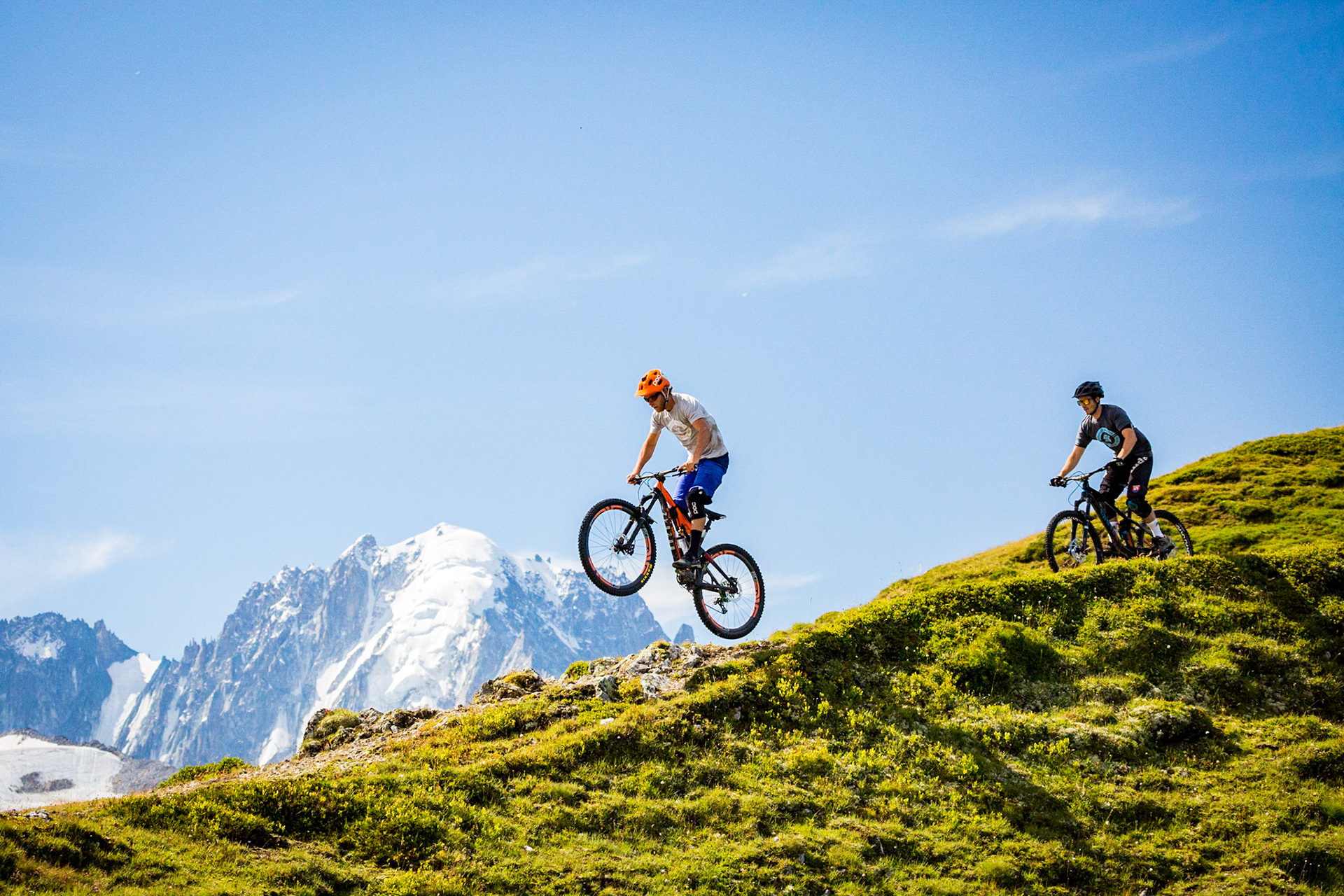 VTT face à l'aiguille Verte