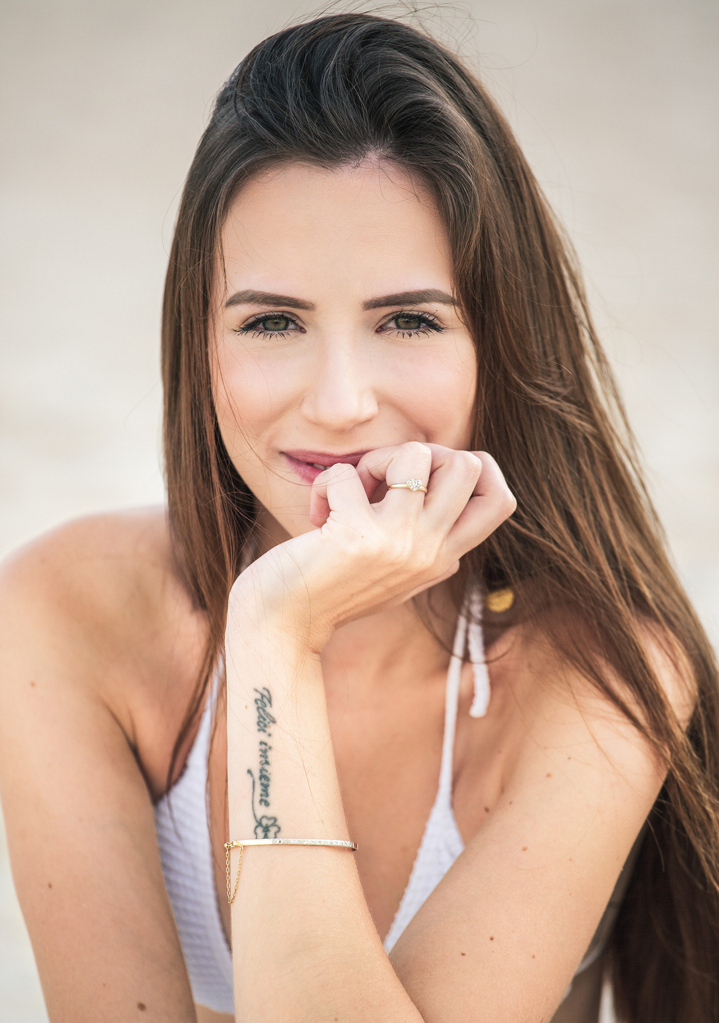 Ensaio fotográfico feminino na Praia da Joaquina - Florianópolis/SC