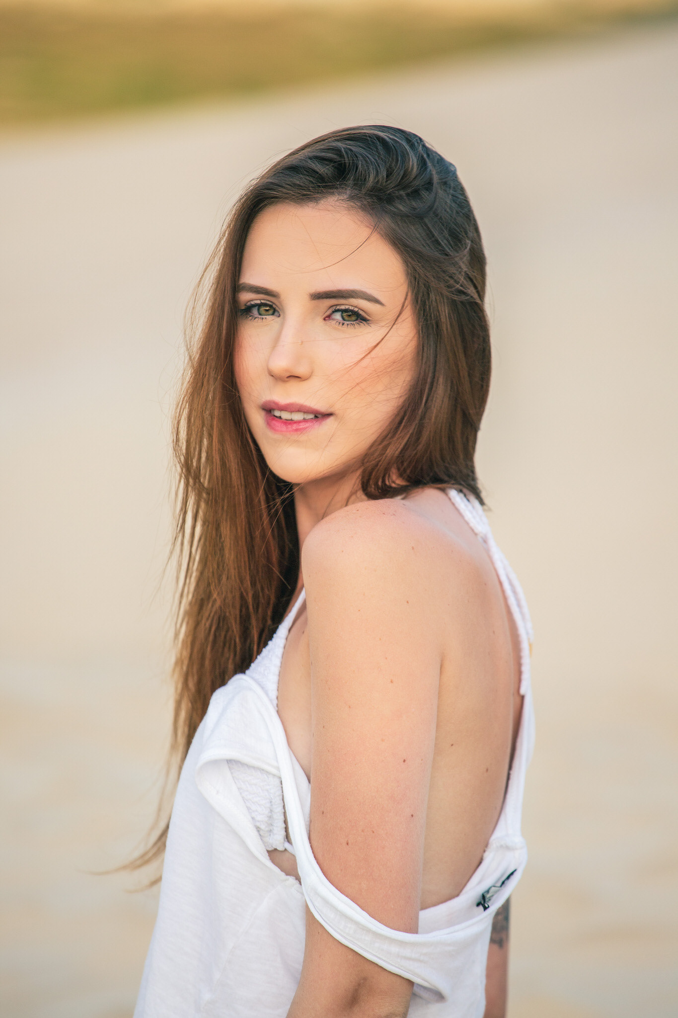 Ensaio fotográfico feminino na Praia da Joaquina - Florianópolis/SC