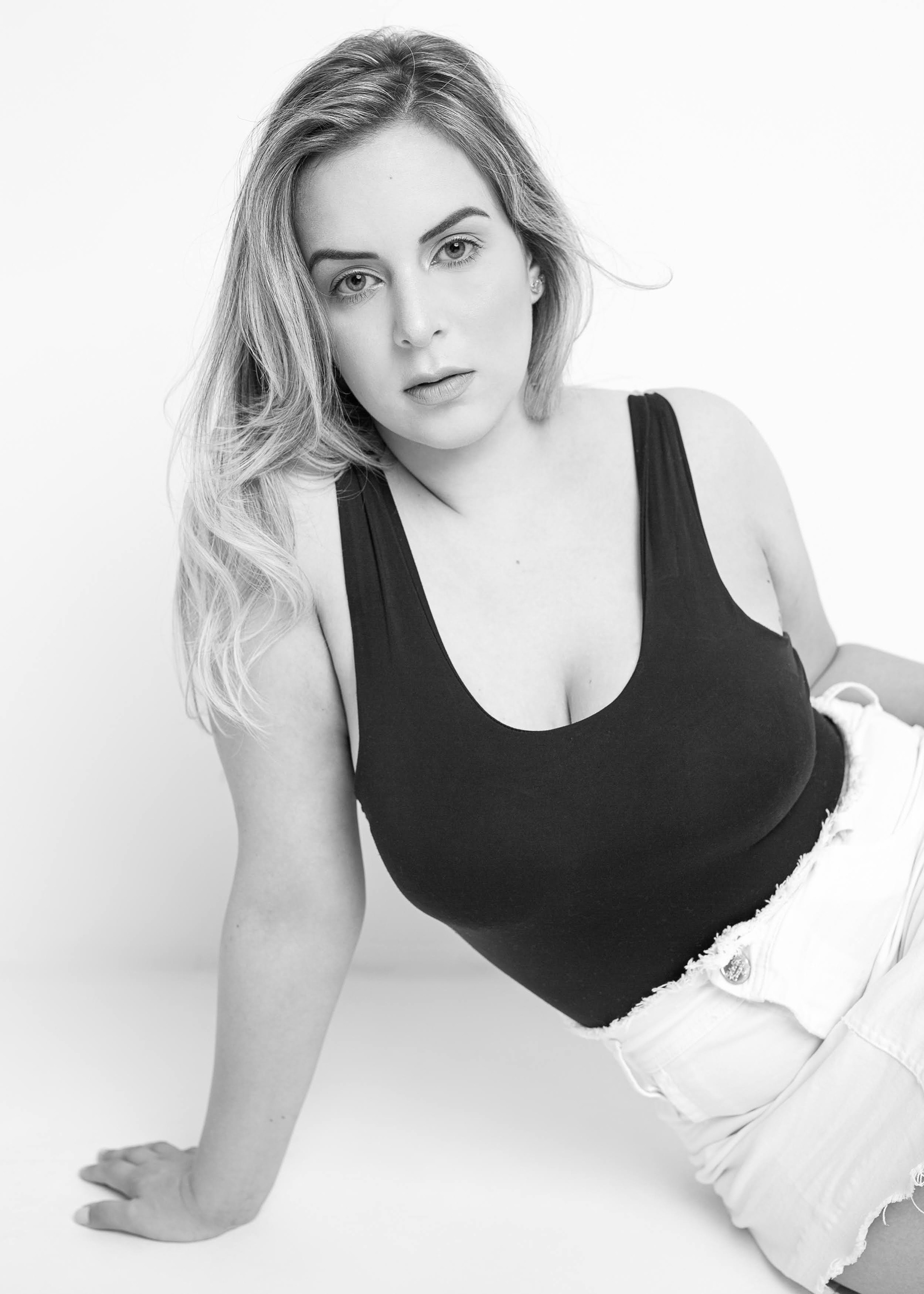 Ensaio fotográfico feminino em estúdio - Videira / Santa Catarina