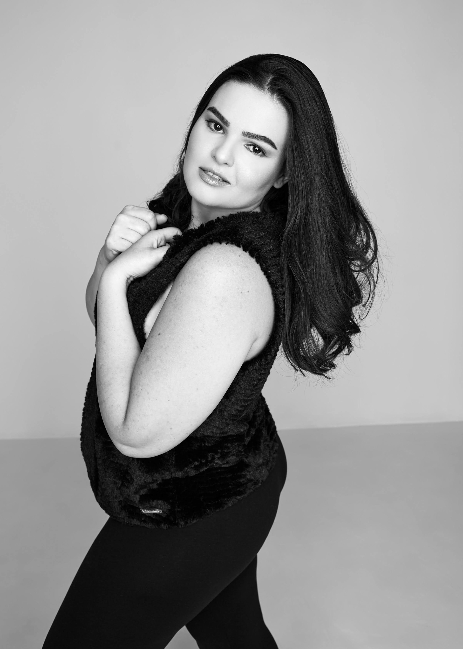 Ensaio fotográfico feminino em estúdio, em Videira/SC