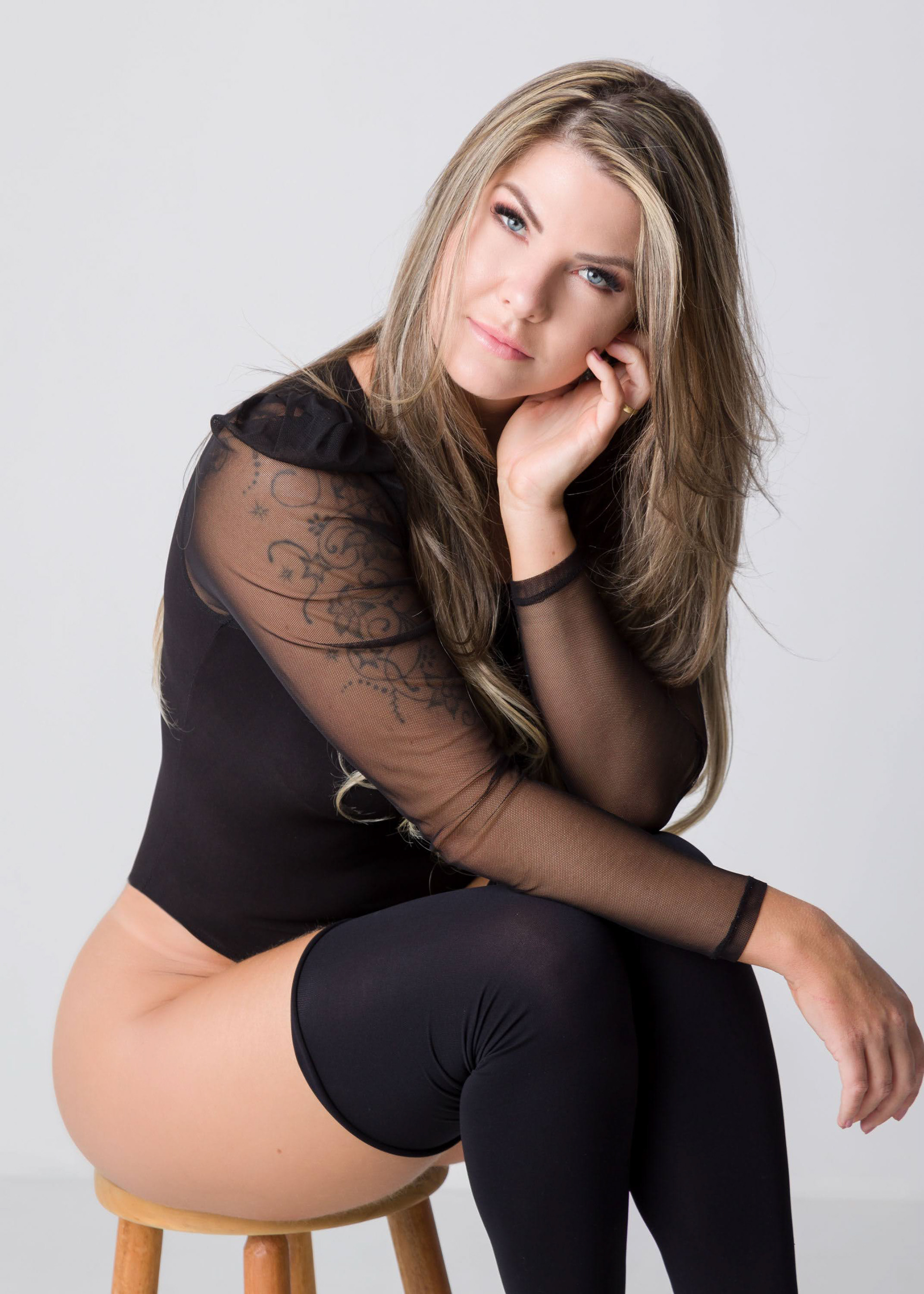 Ensaio feminino em estúdio, em Videira/SC