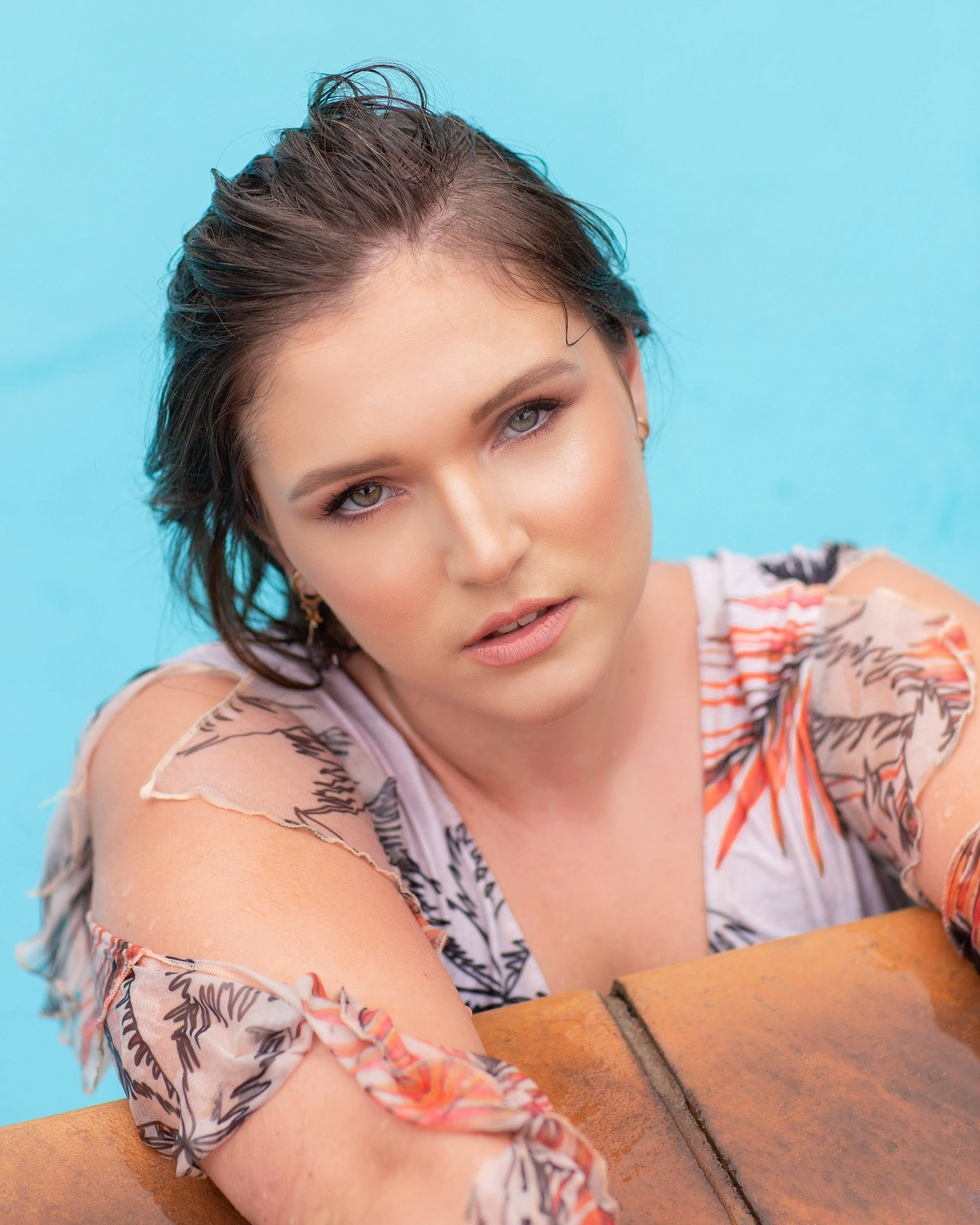 Ensaio feminino em piscina - Treze Tílias/SC