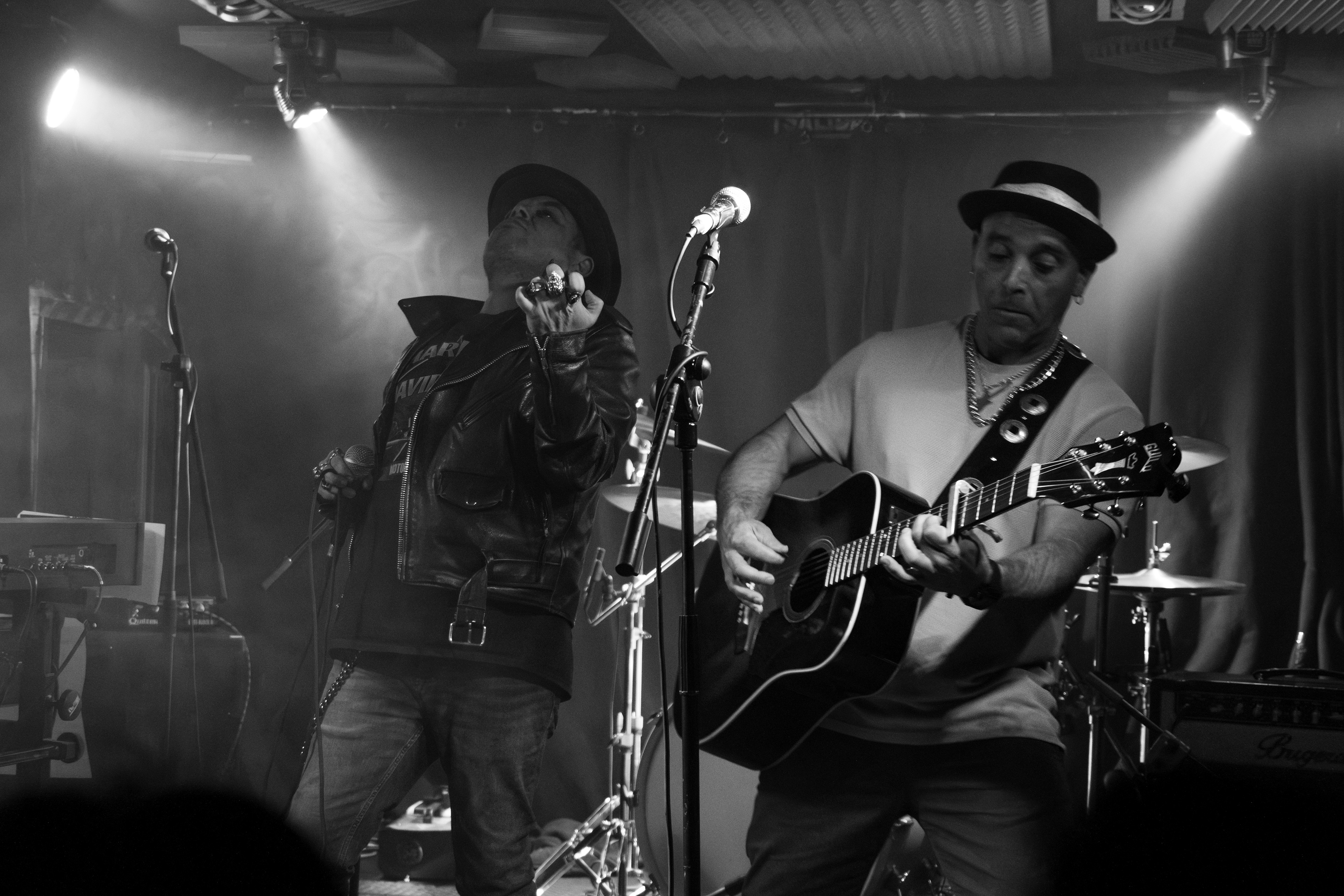 Jimmy Barnatán y Sergio González