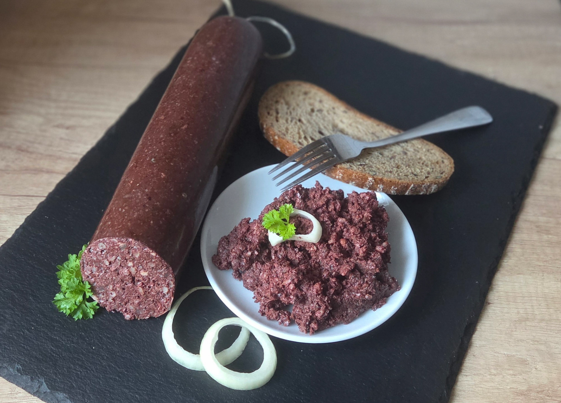 Jelitový prejt v salámu