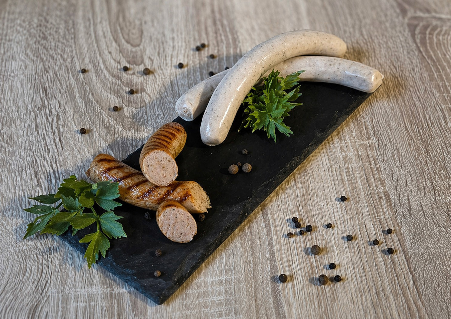 Grilovací klobása s libečkem