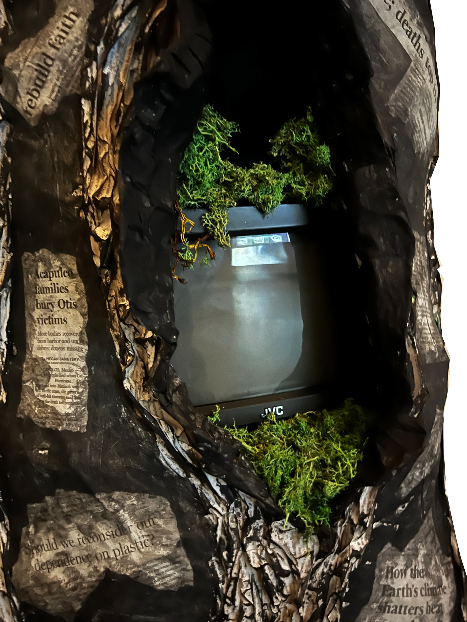 CRT Tree Installation, Mixed Media (Cardboard, Paper-Mâché, CRT Monitor, Moss, Artificial Foliage),2023