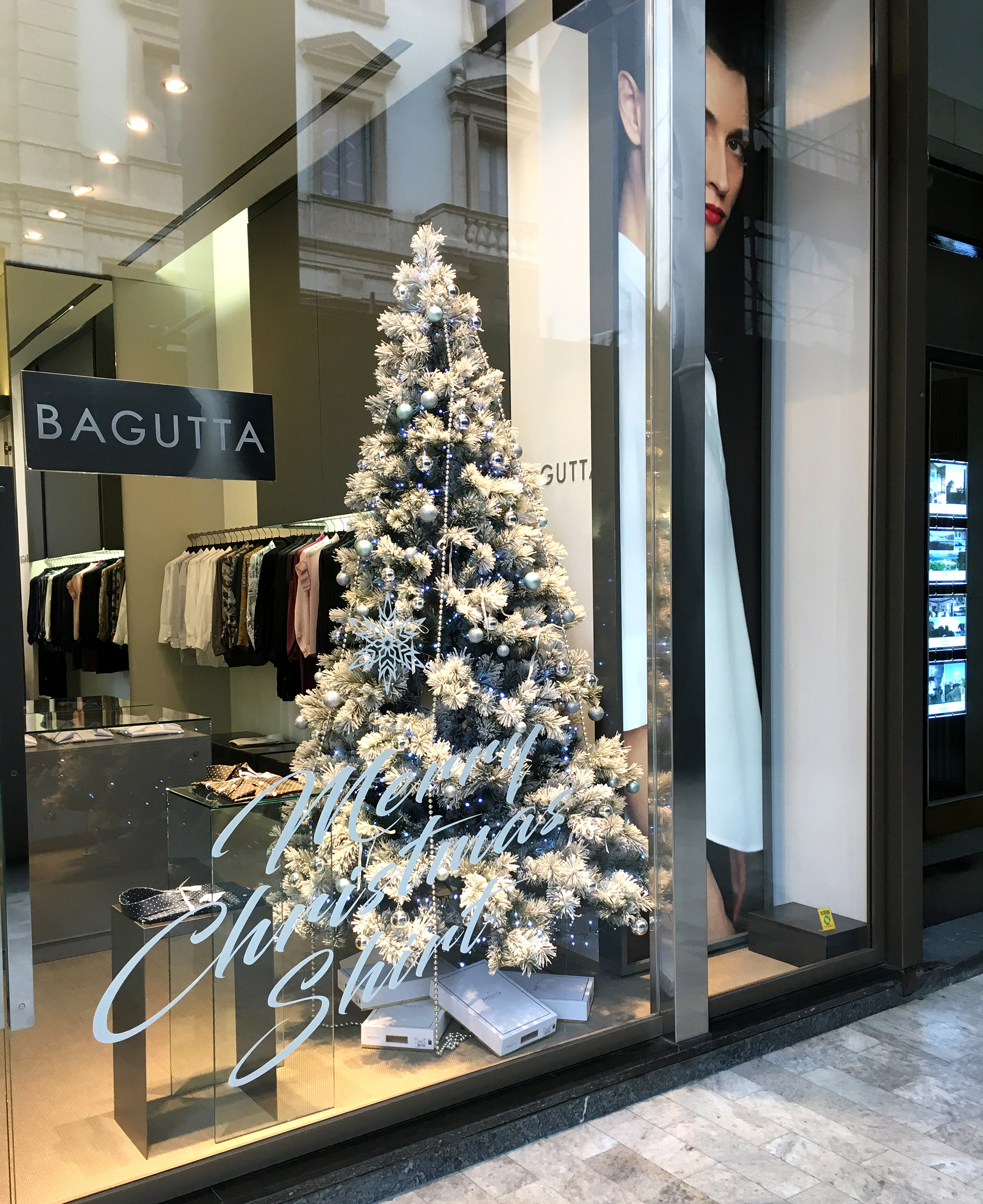 BAGUTTA _ Christmas window