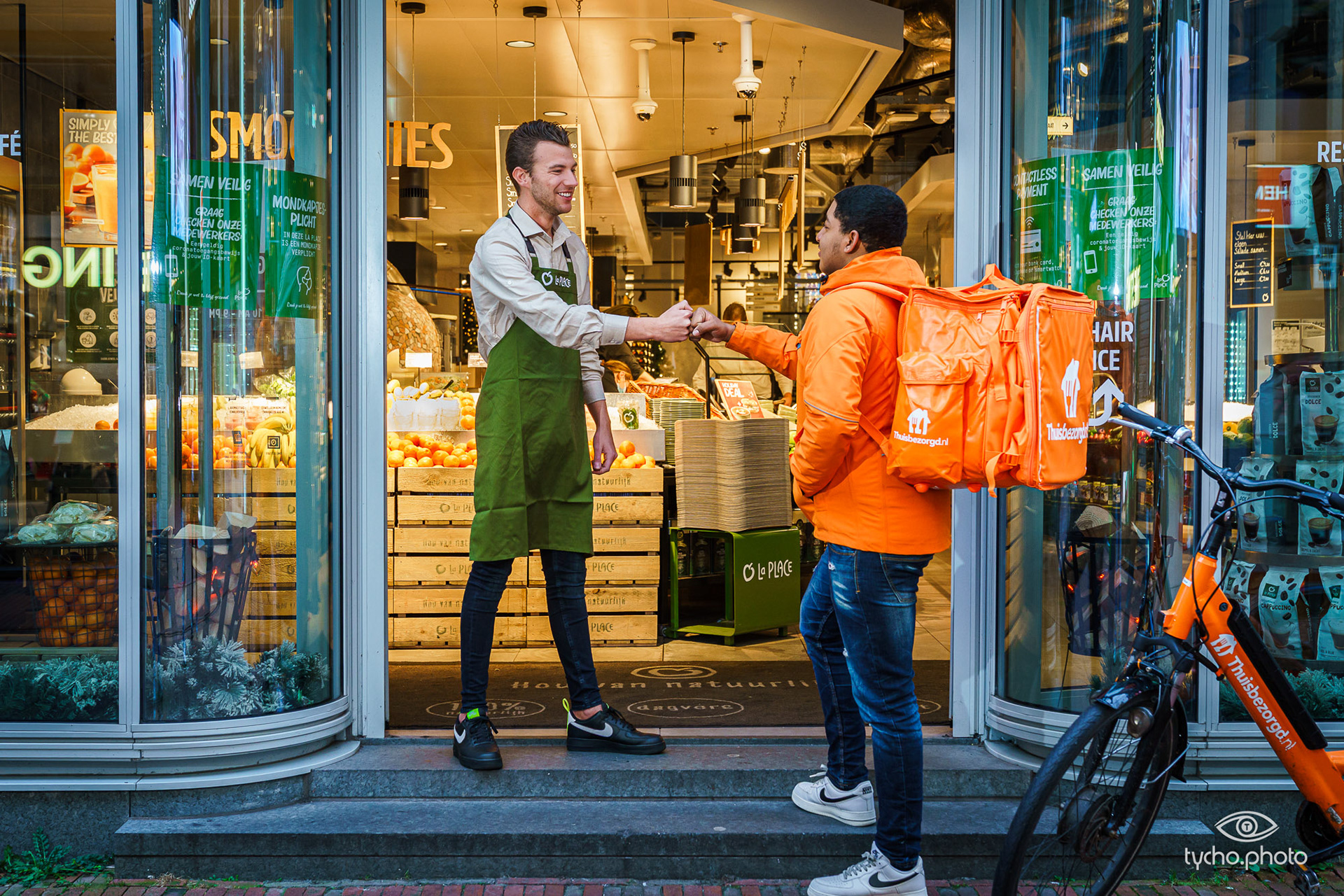 PR-fotografie voor de lancering van de samenwerking tussen La Place en Thuisbezorgd.nl