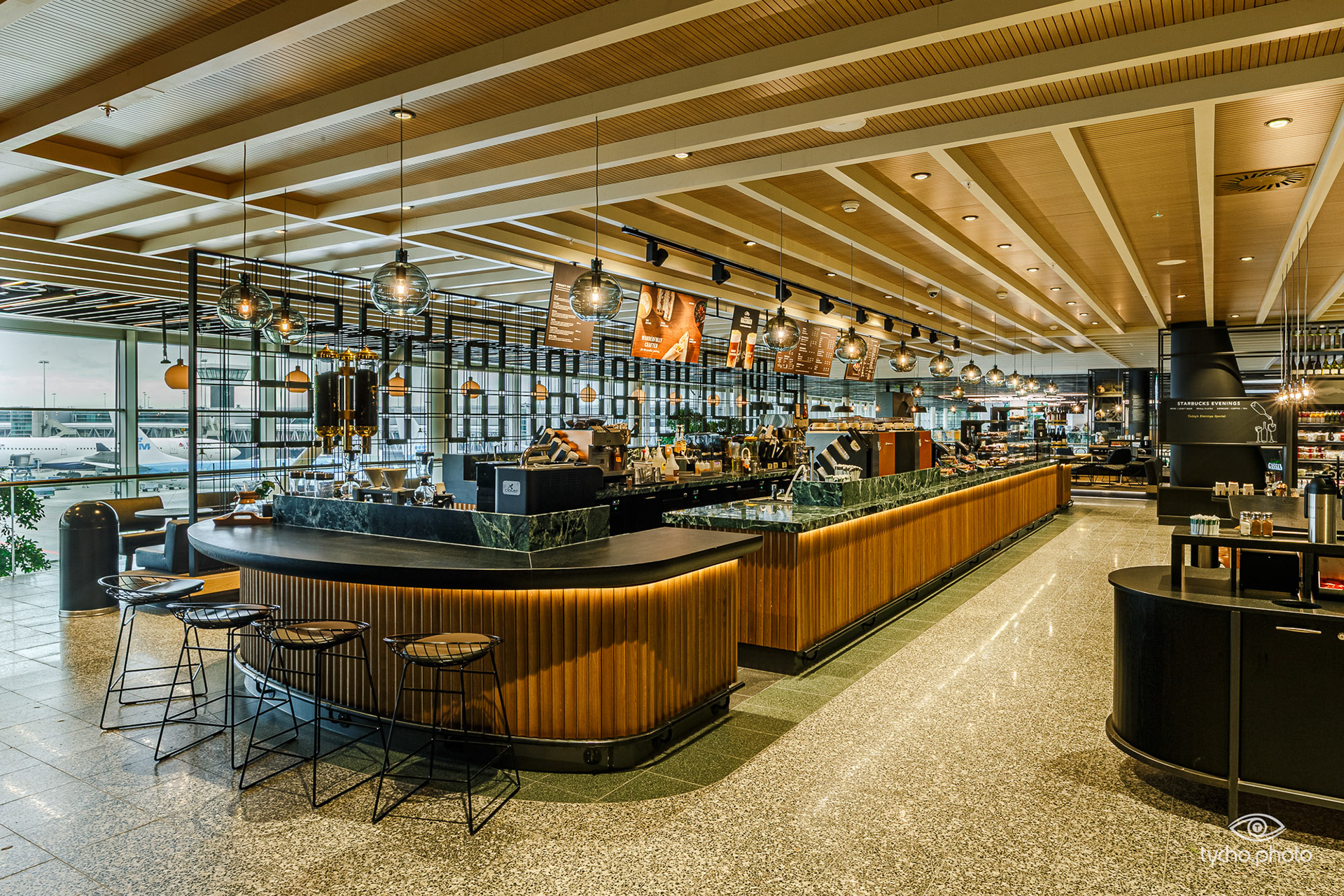 Starbucks Schiphol Pavilion