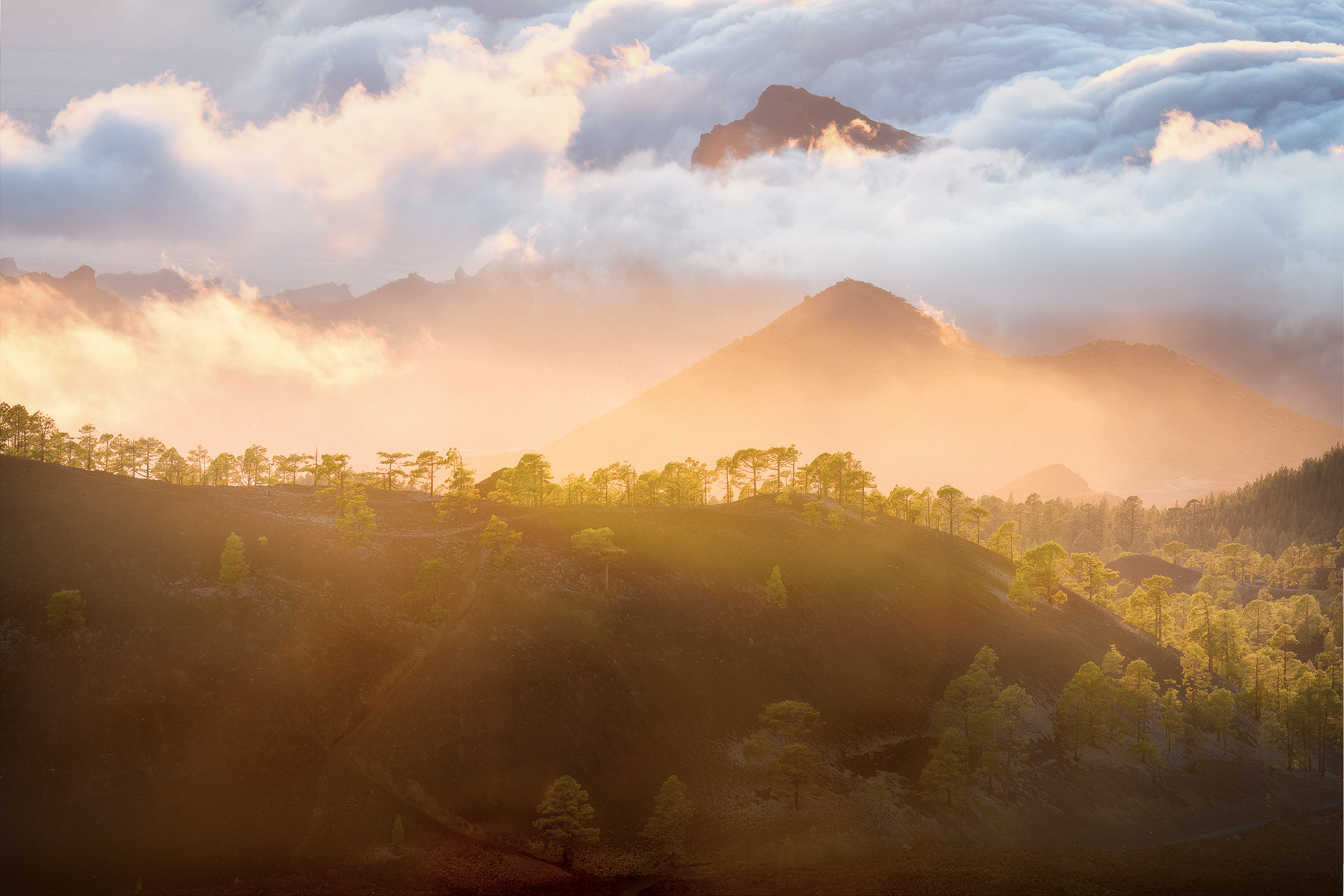 Magický západ na ostrově Tenerife