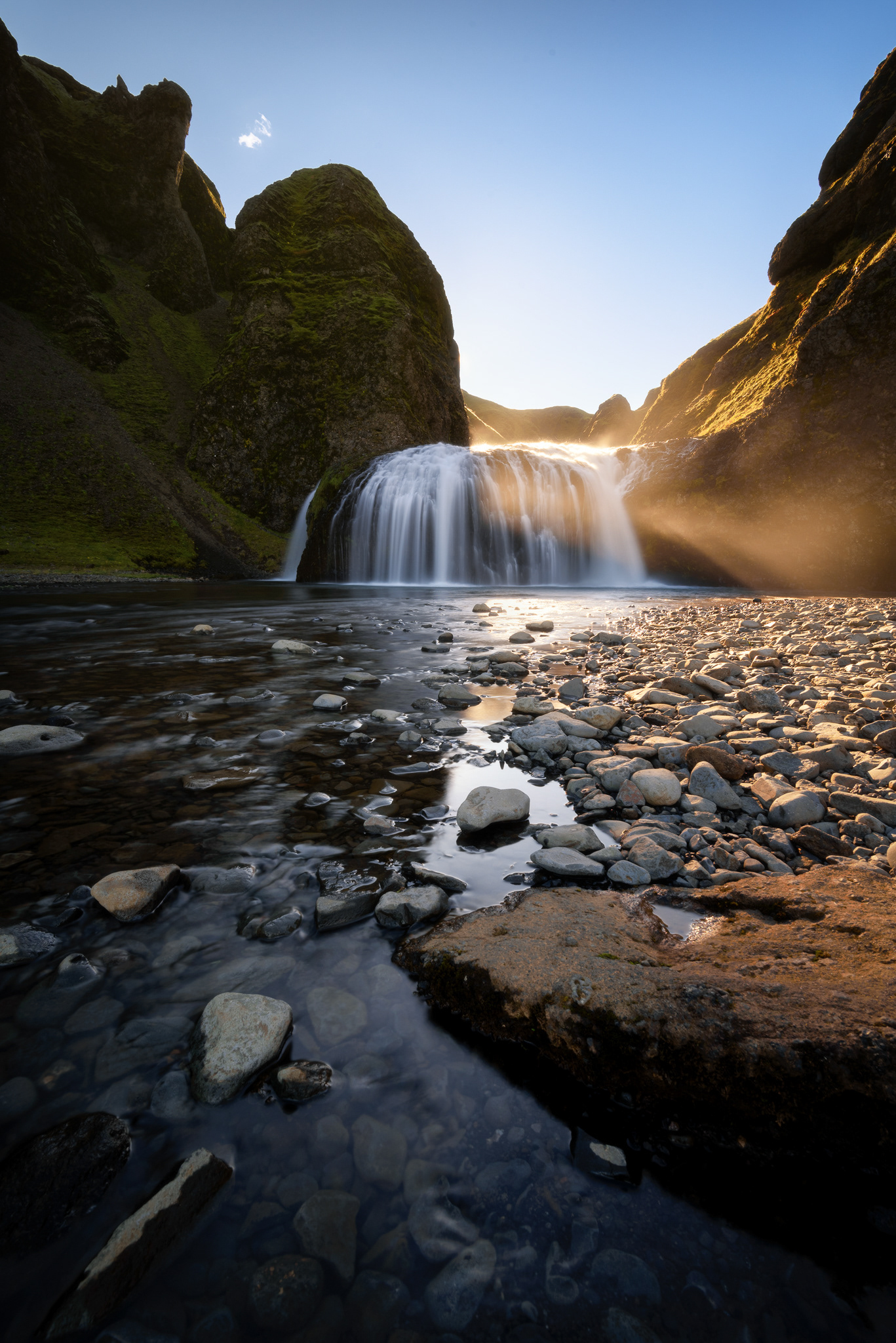 další islandský vodopád