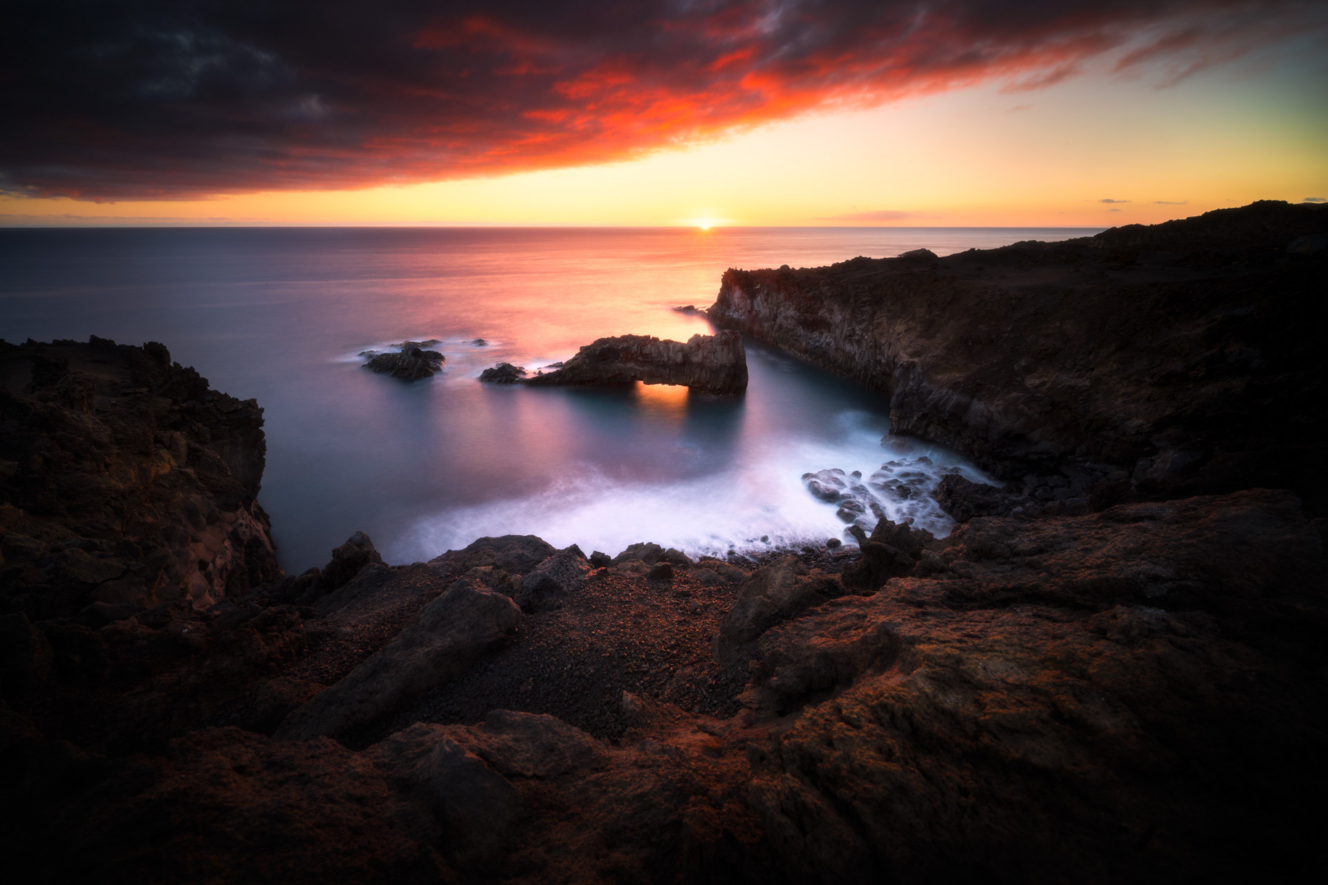 Pekelný západ na ostrově La Palma 2024