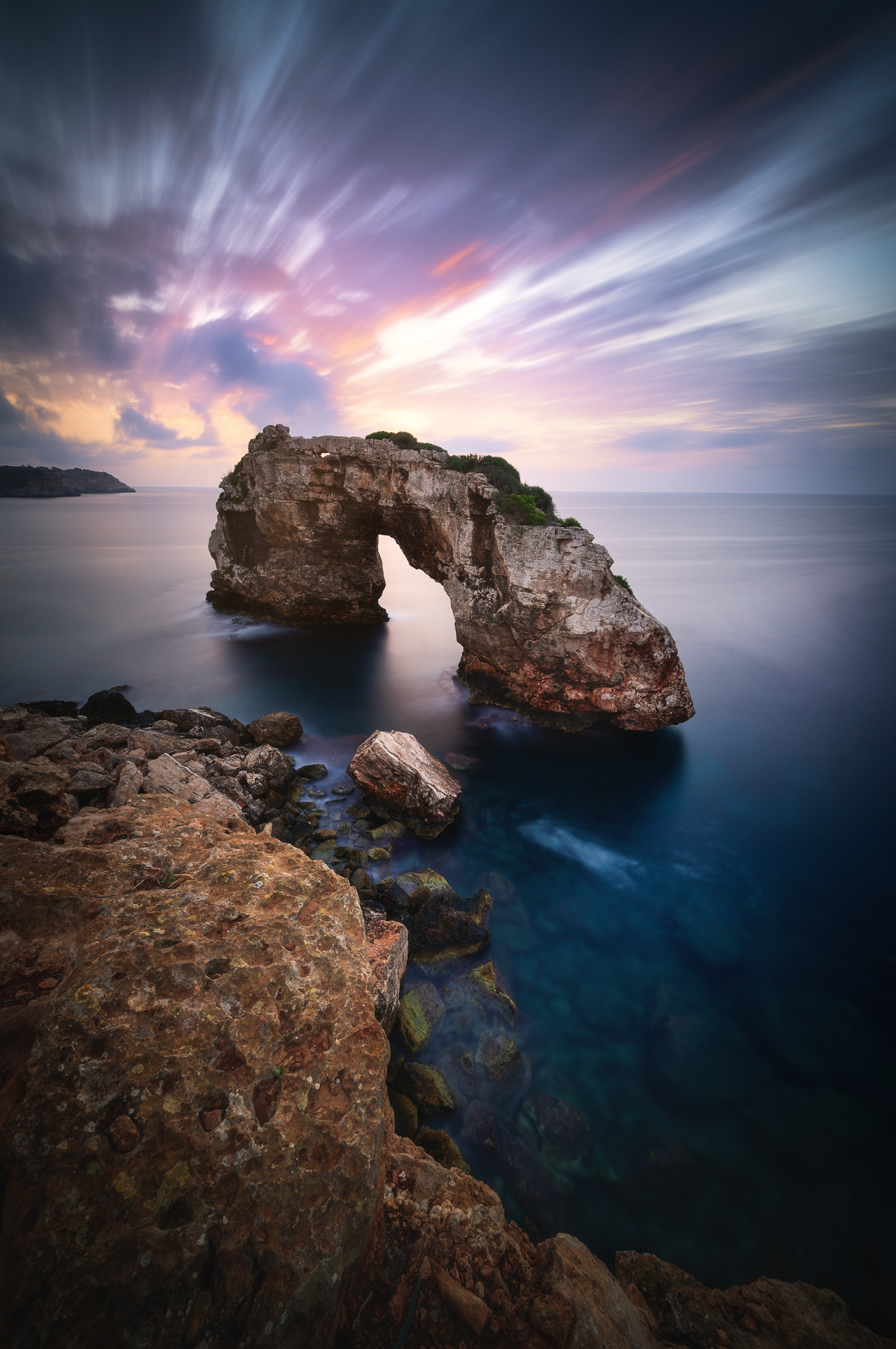 Svítání, kdy mraky čarovaly, Mallorca