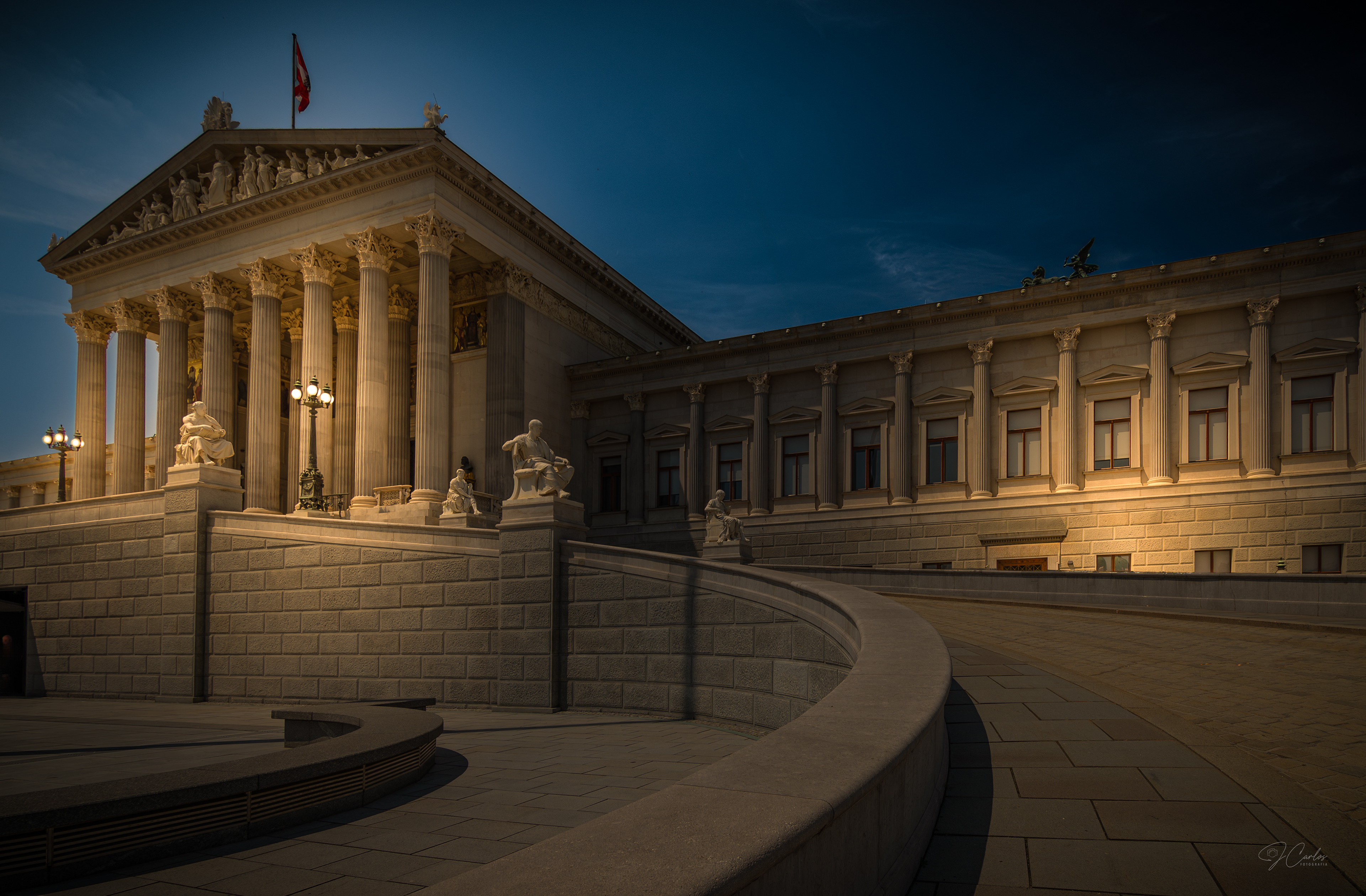 PARLAMENTO AUSTRIACO (VIENA)