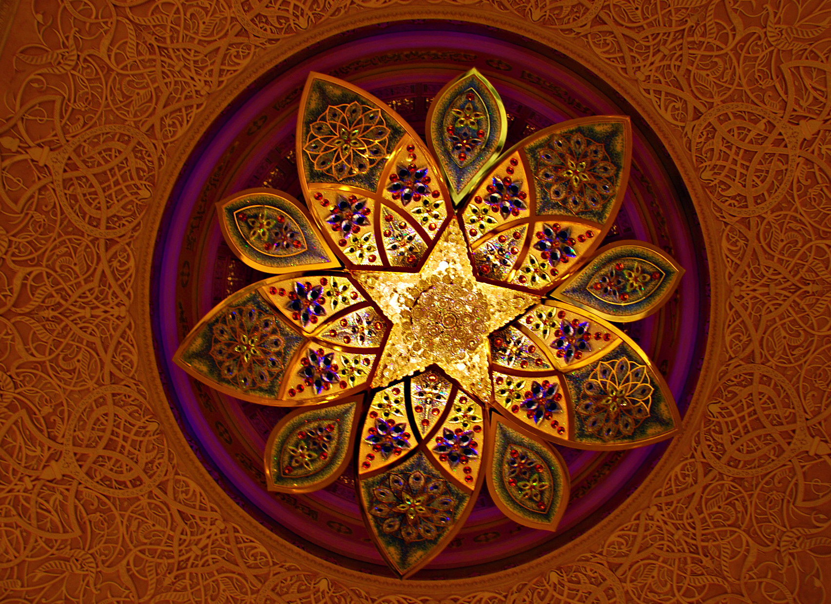 Inside Sheikh Zayed Grand Mosque, Abu Dhabi