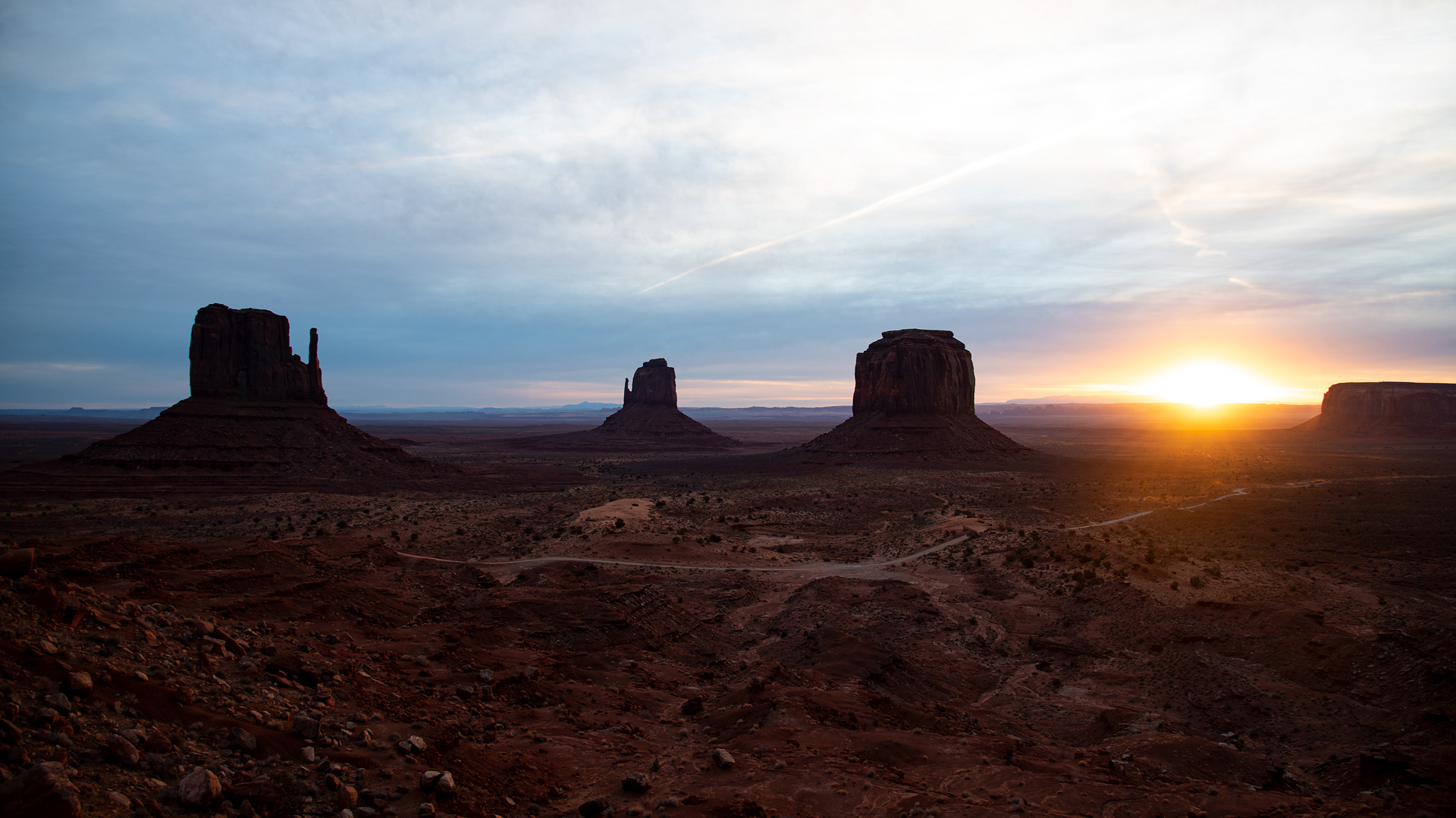Monument Valley, Sunrise