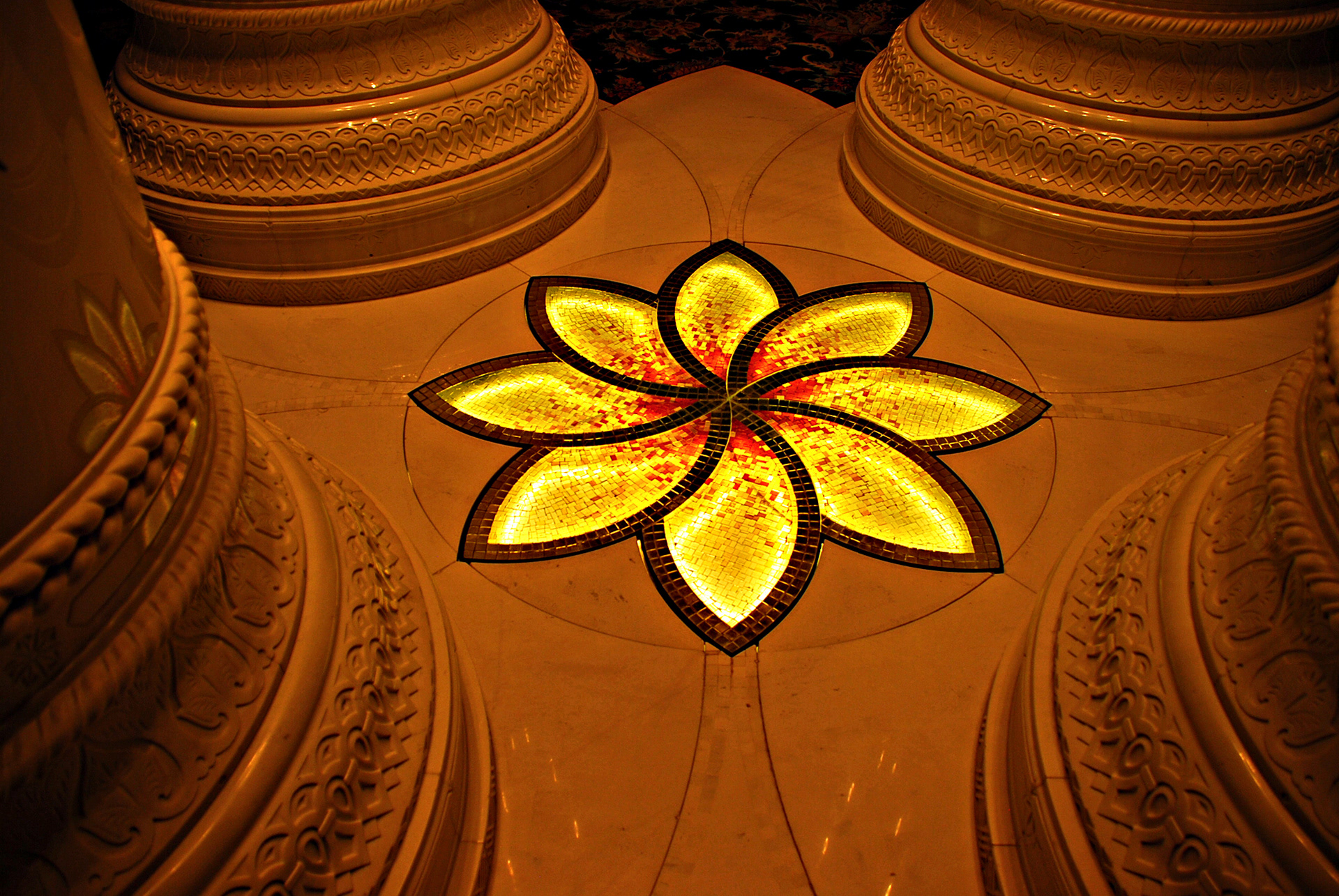 Inside Sheikh Zayed Grand Mosque, Abu Dhabi