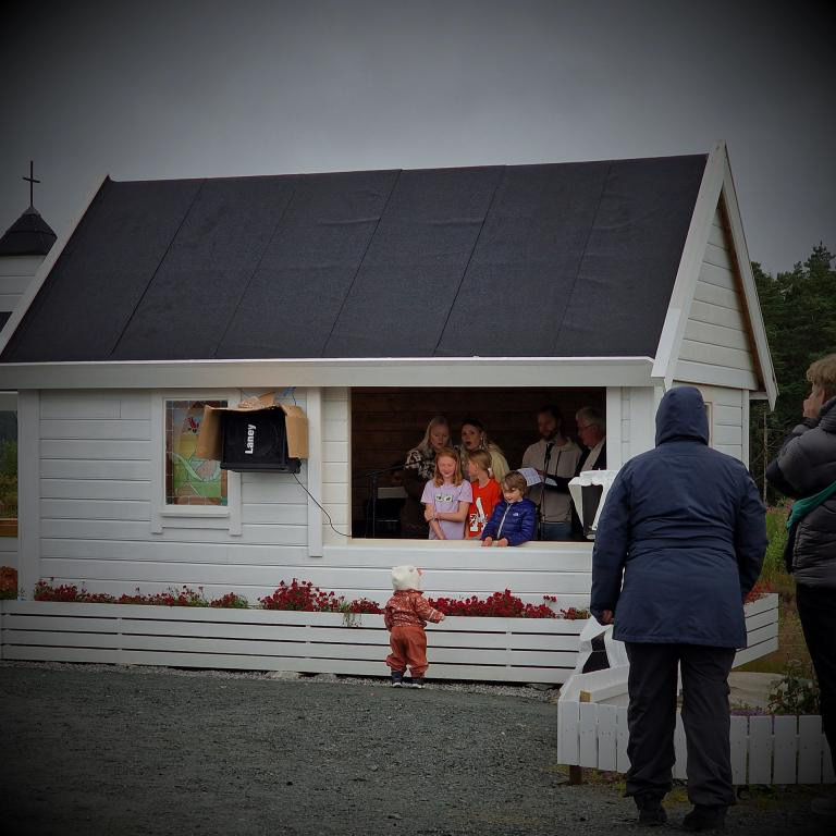 Mot slutten song familiekoret. Foto: Vibeke Teigen.