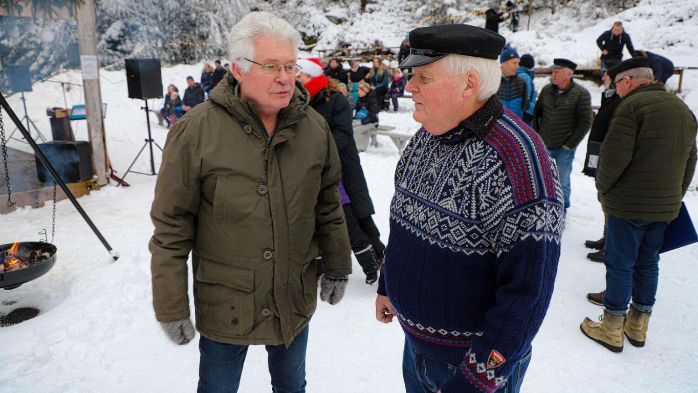 Torvald (t.v.) og Arne var ansvarlege for arrangementet. Foto: Morten Nygård/Grenda.